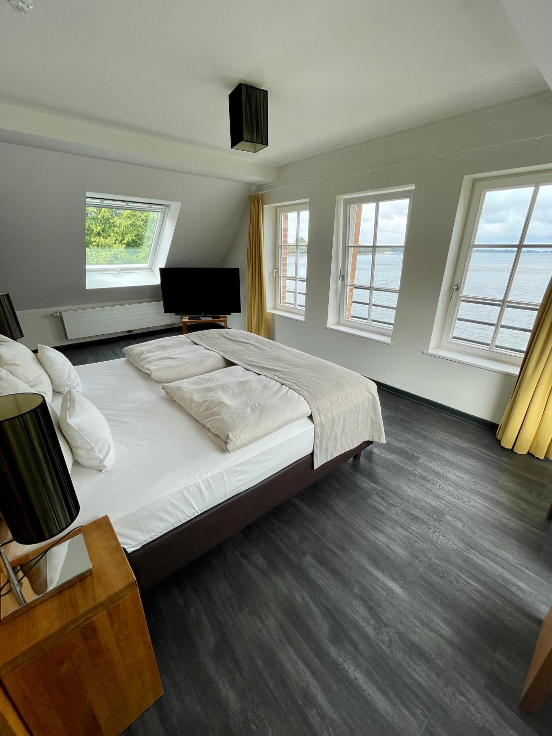 Junior Suite with Ocean View