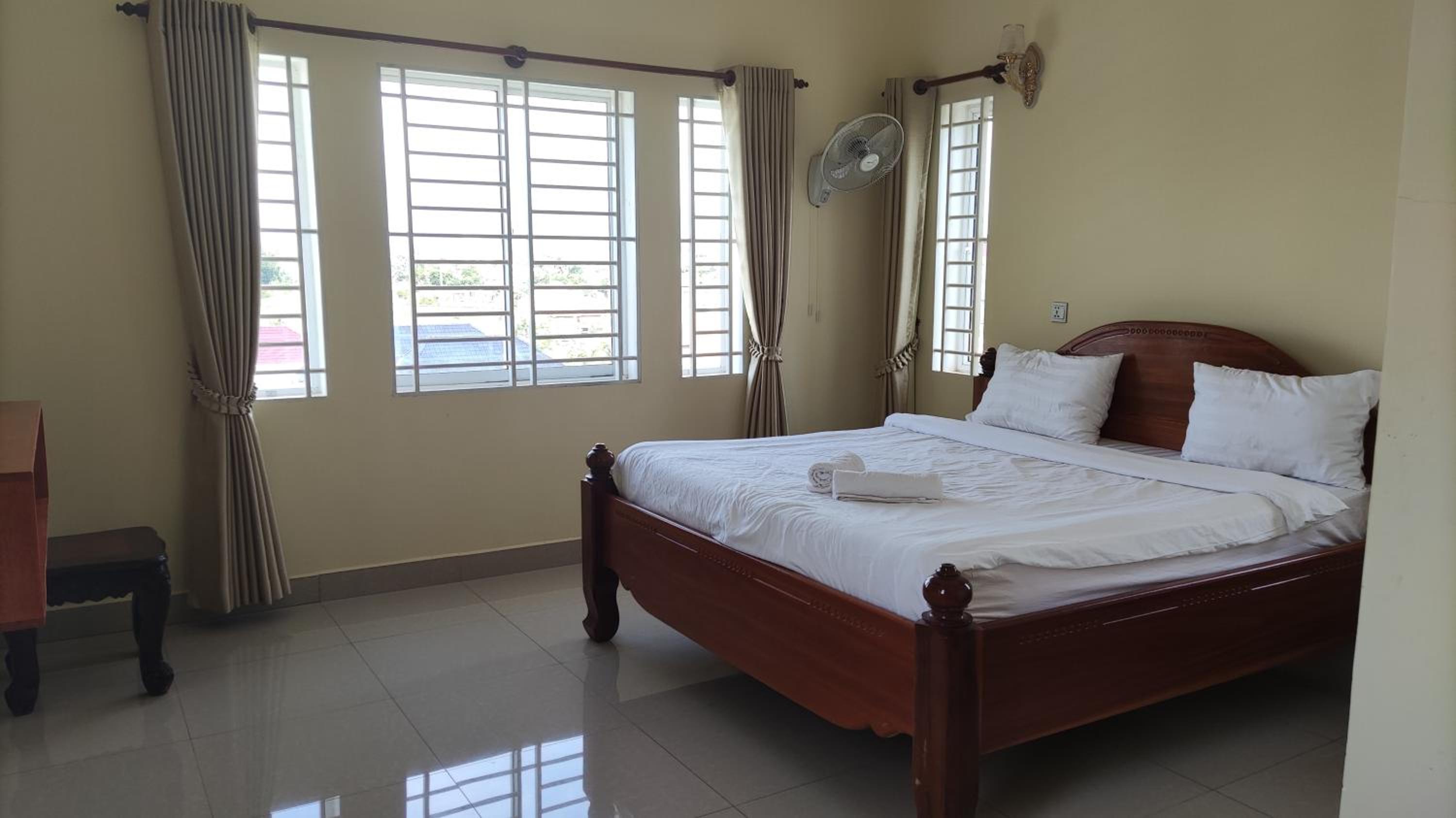 Standard Double Room with Fan photo 1