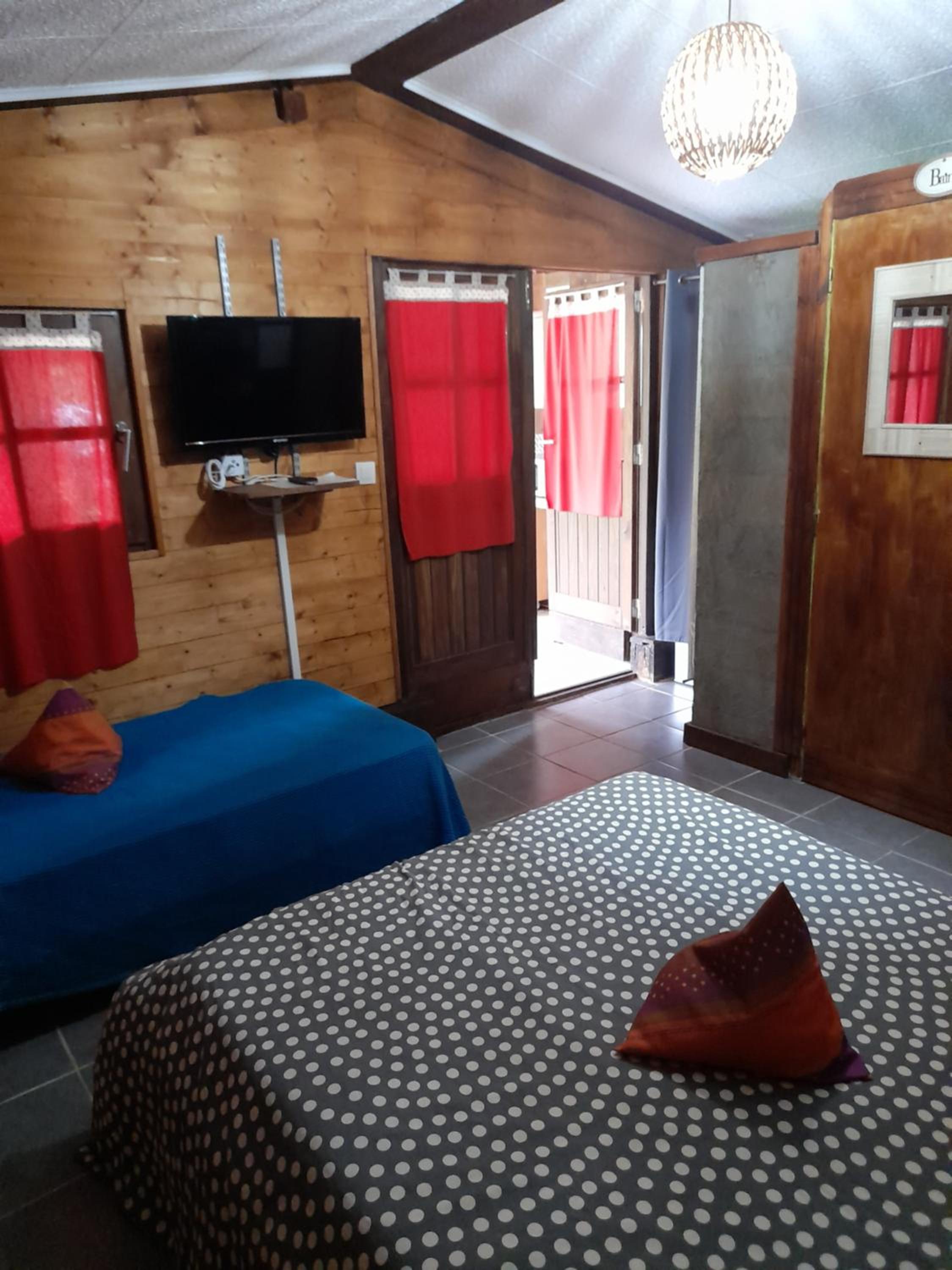 One-Bedroom House photo 2