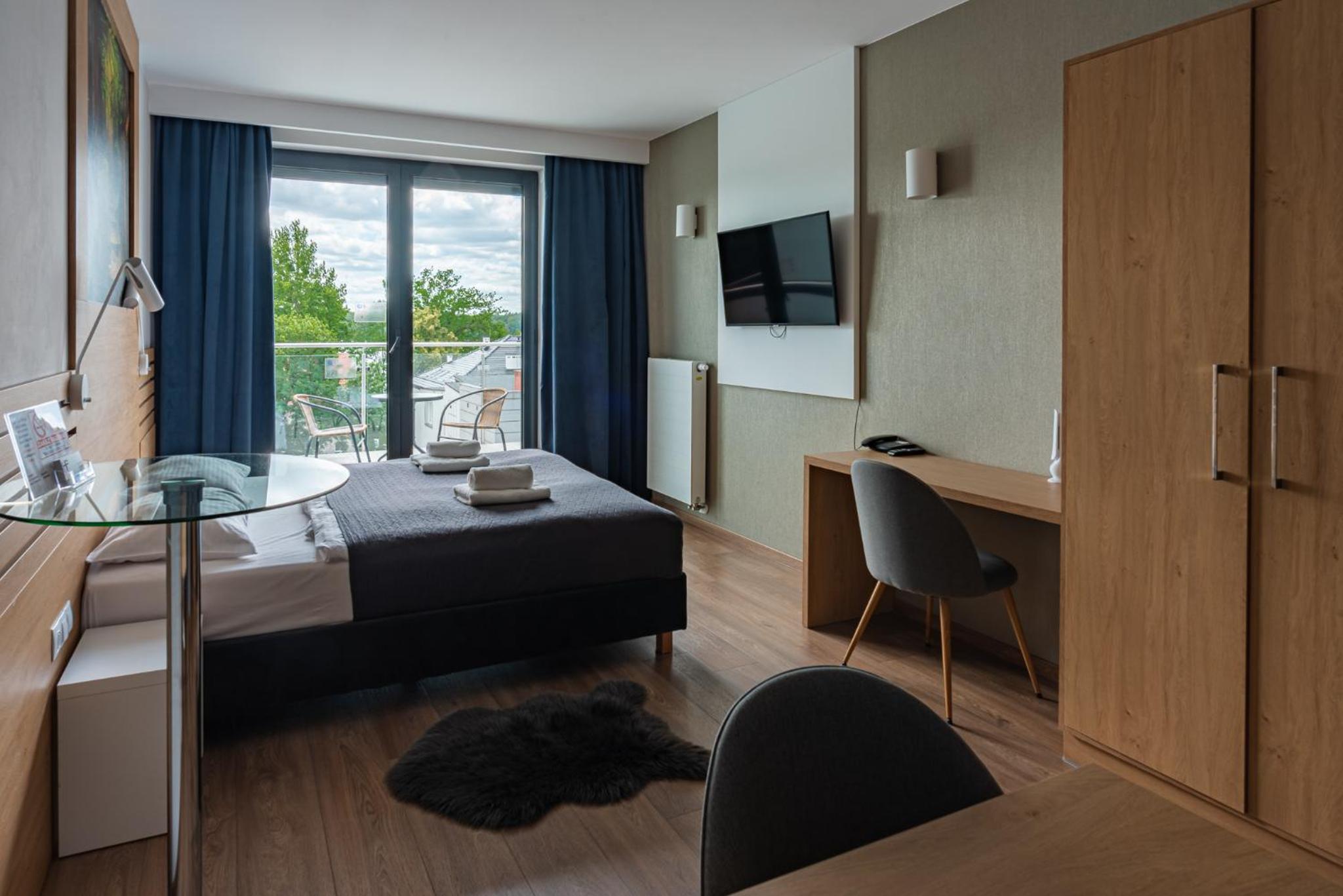 Double Room with Terrace - Photo 3