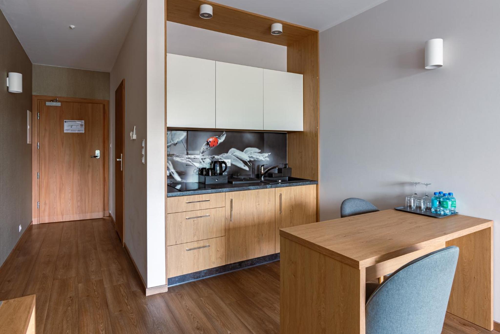 Double Room with Terrace - Photo 8