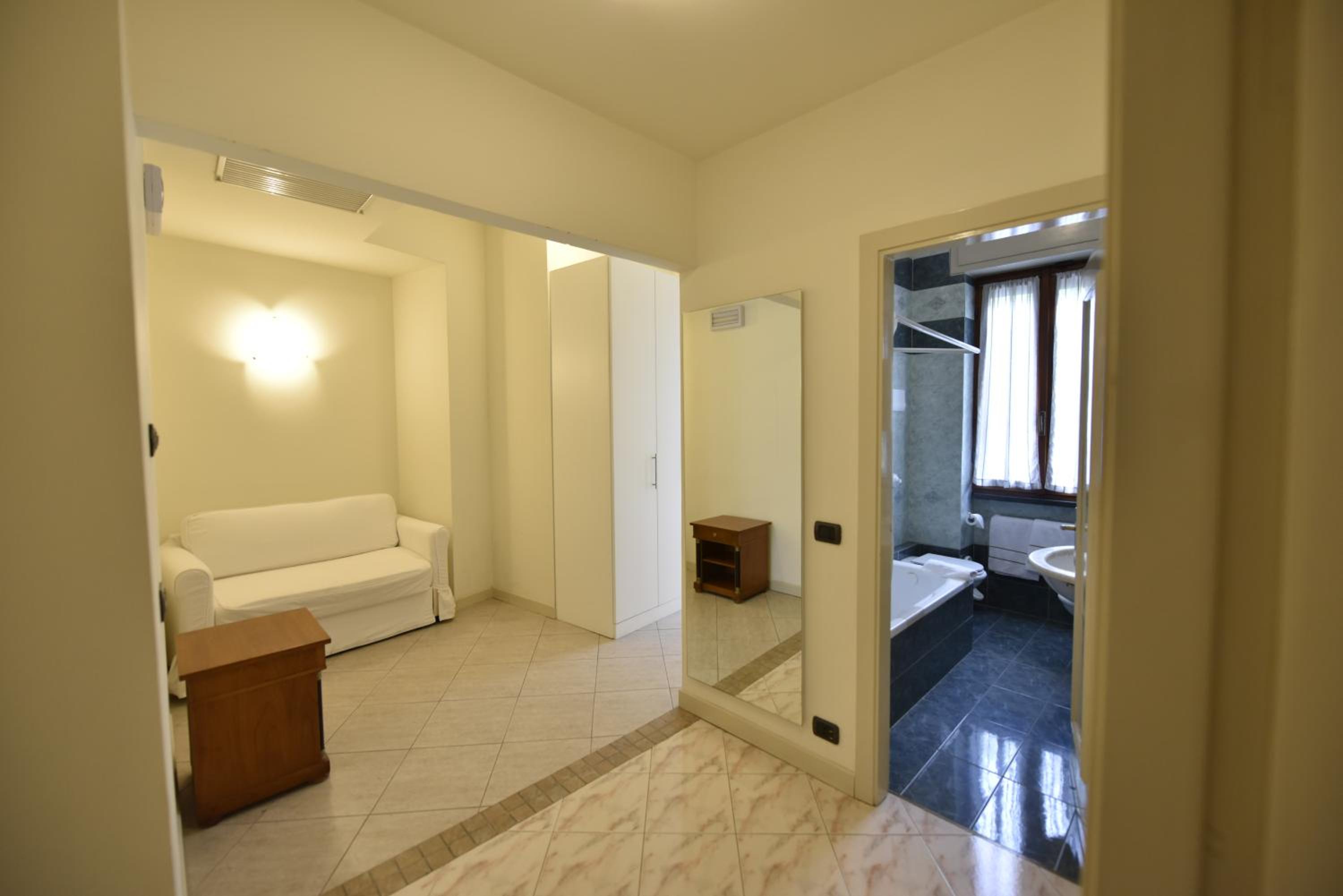 Family Room with Bath - Photo 4
