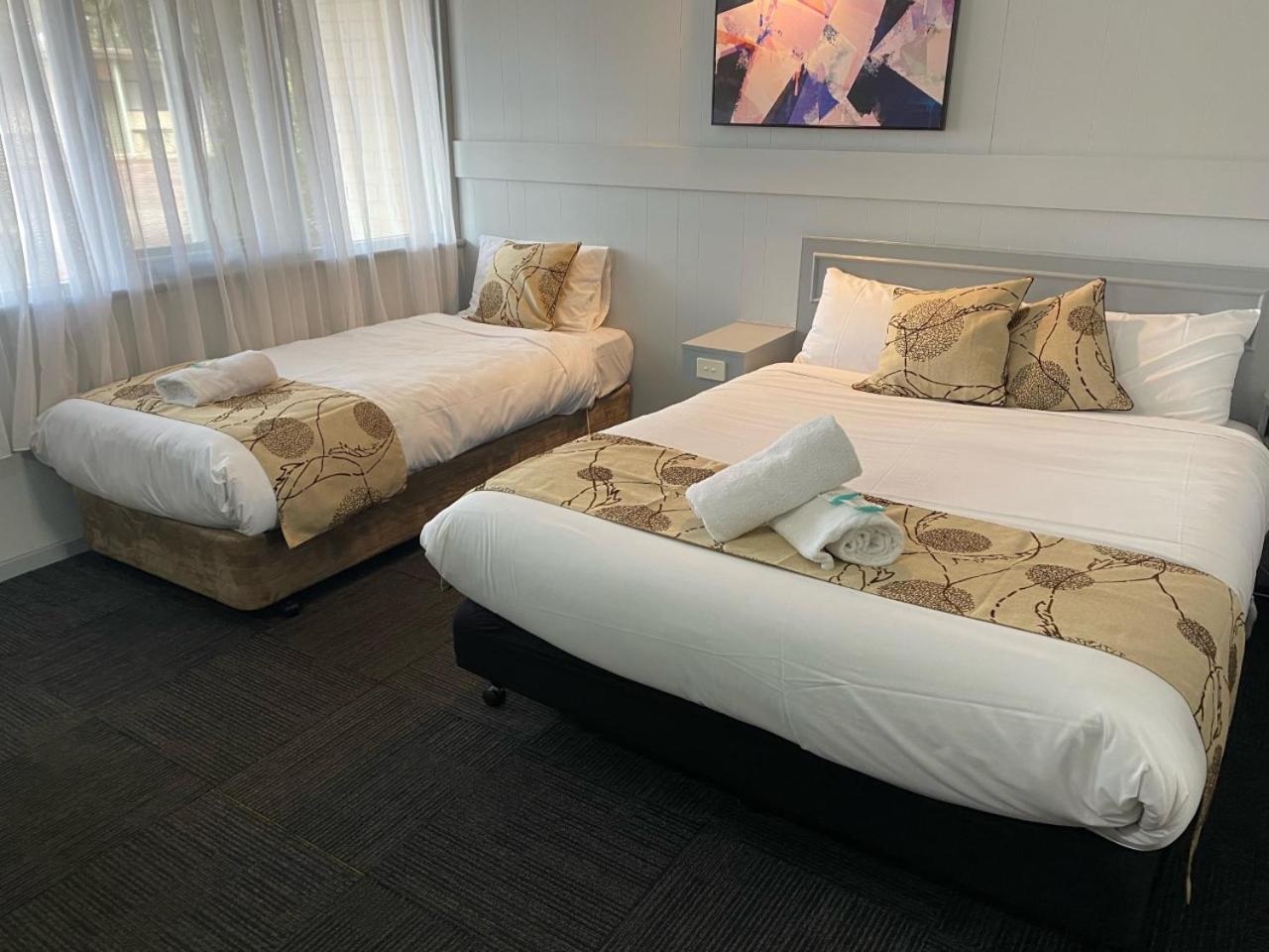 Deluxe Double or Twin Room photo 2