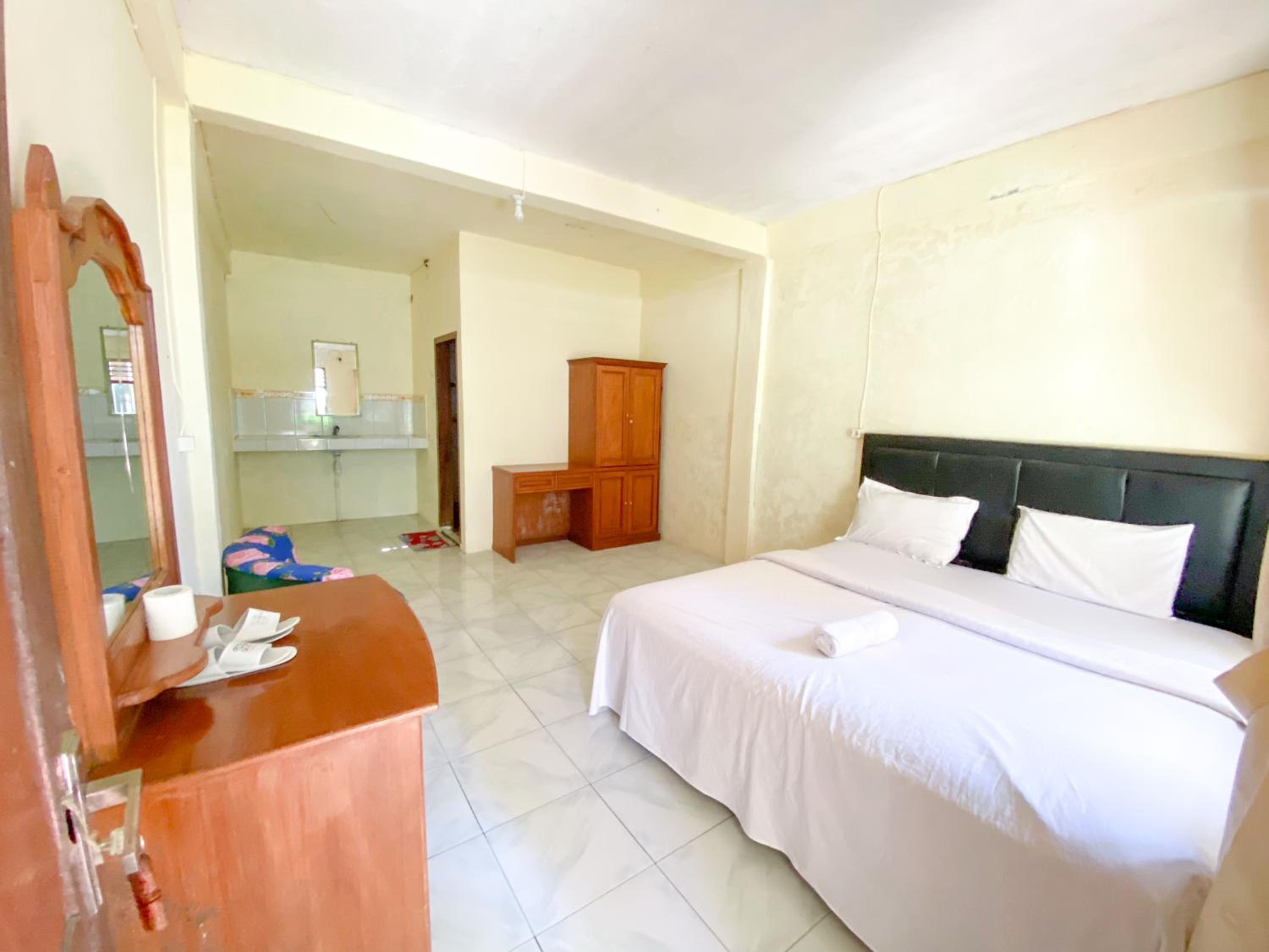 Budget Double Room - Photo 1