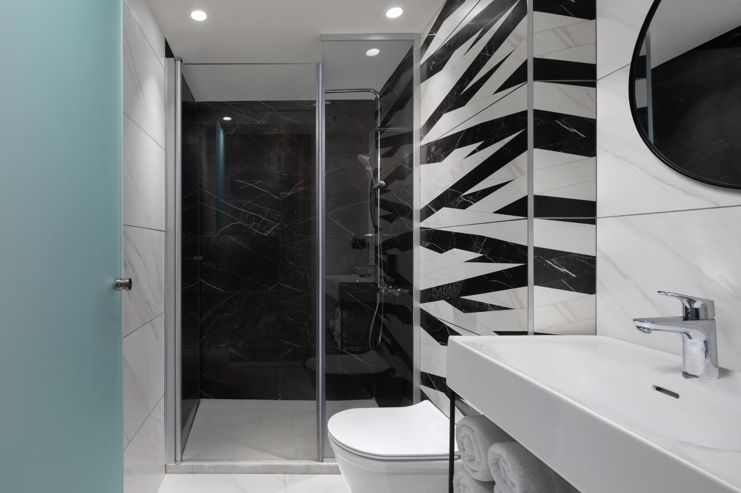 Superior Double or Twin Room - Photo 3