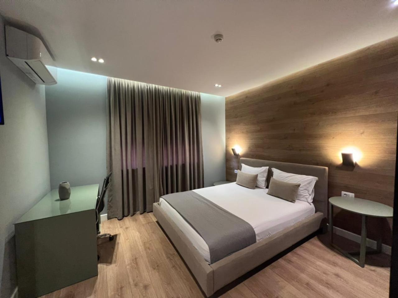 Studio Apartment with Balcony
