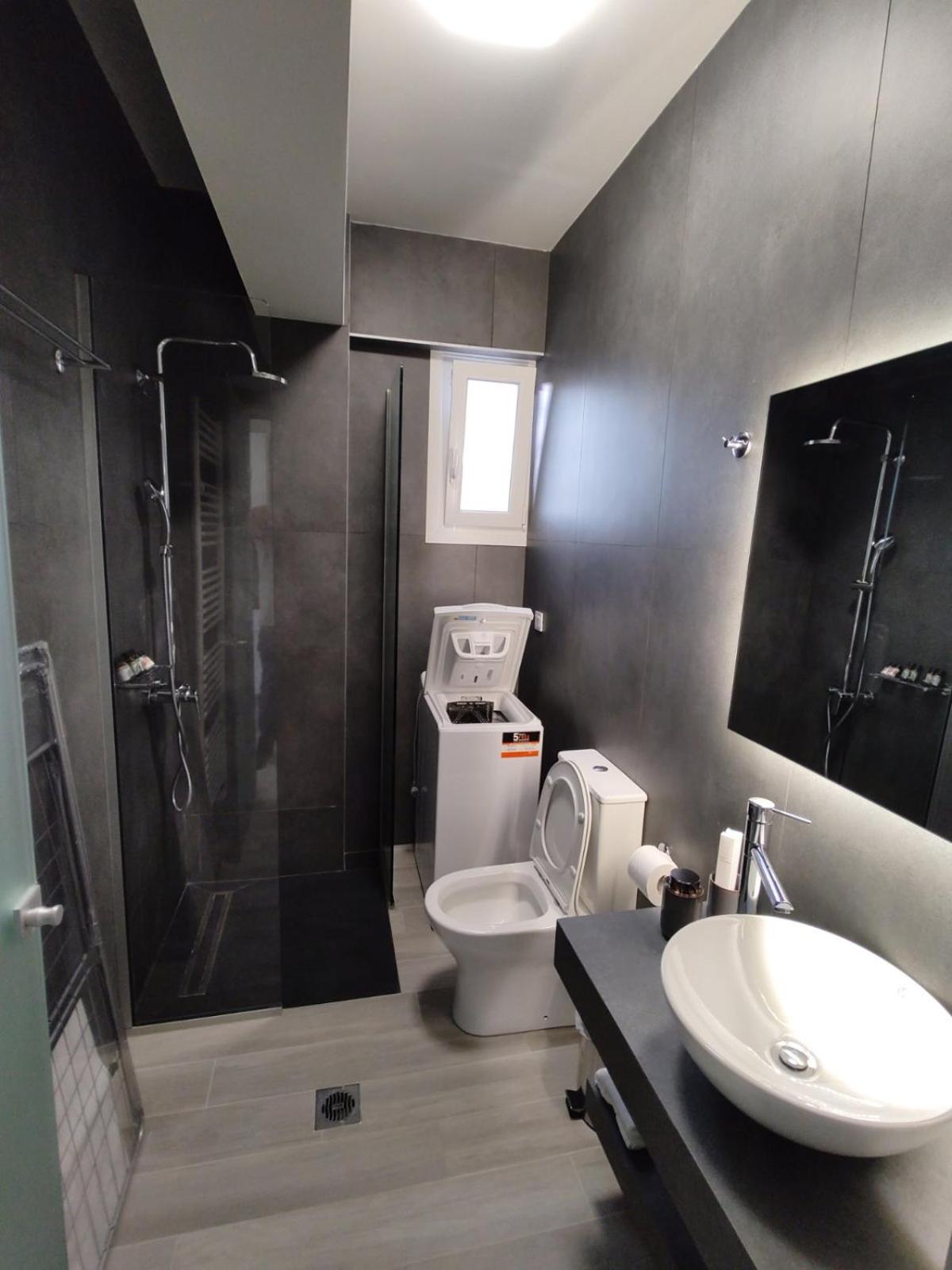 Deluxe Triple Room - Photo 8