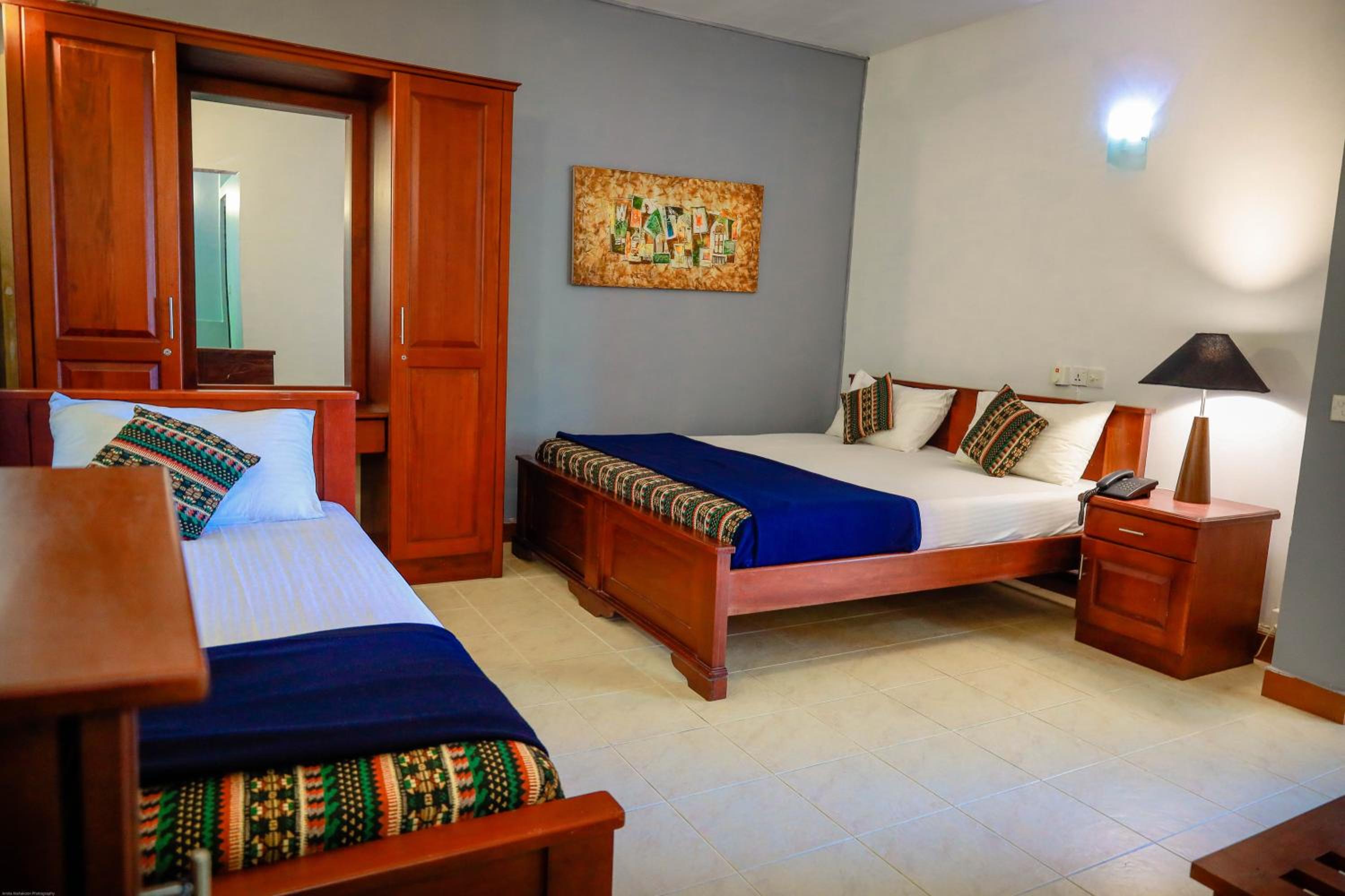 Triple Room with Private Bathroom photo 2