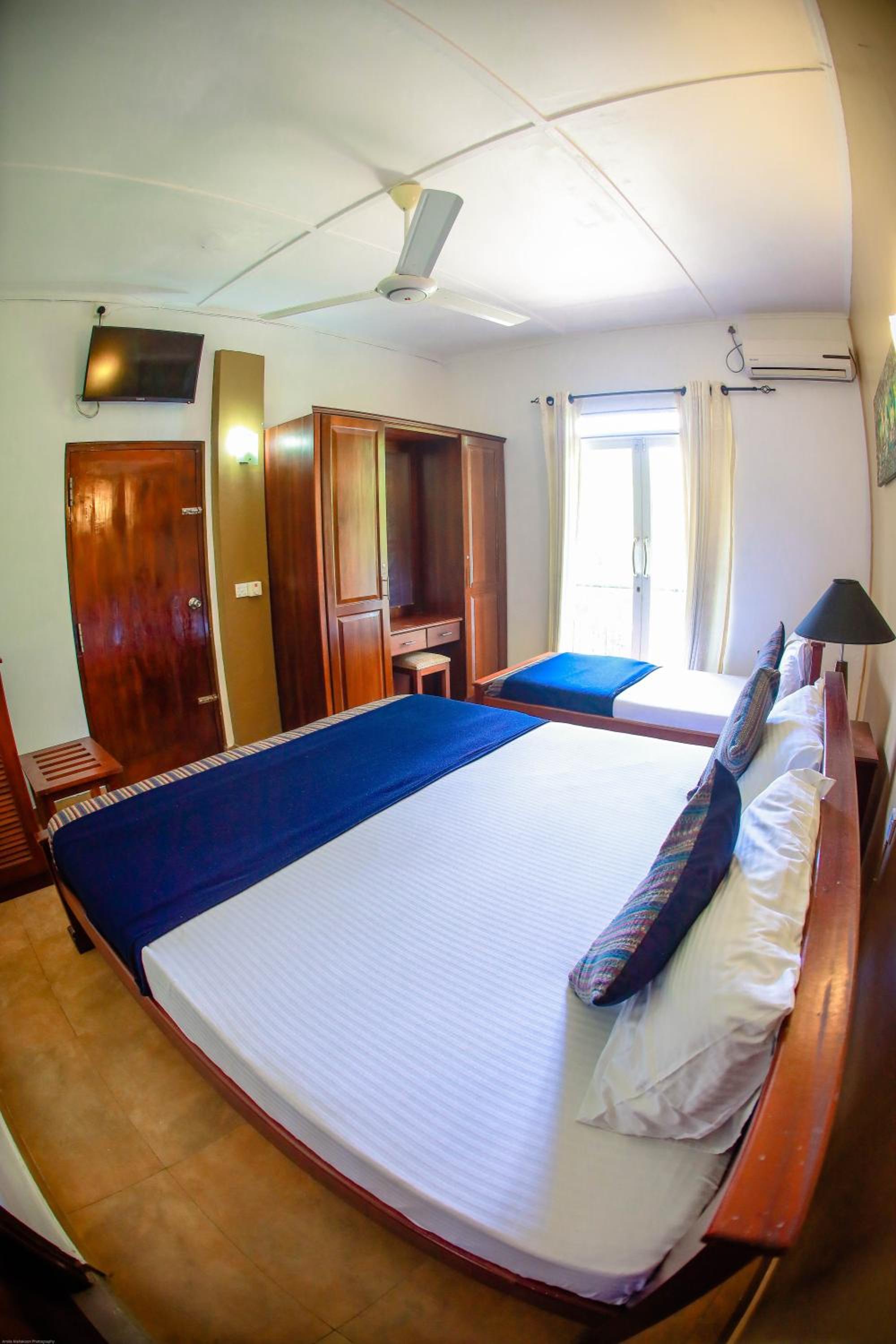 Triple Room with Balcony photo 3