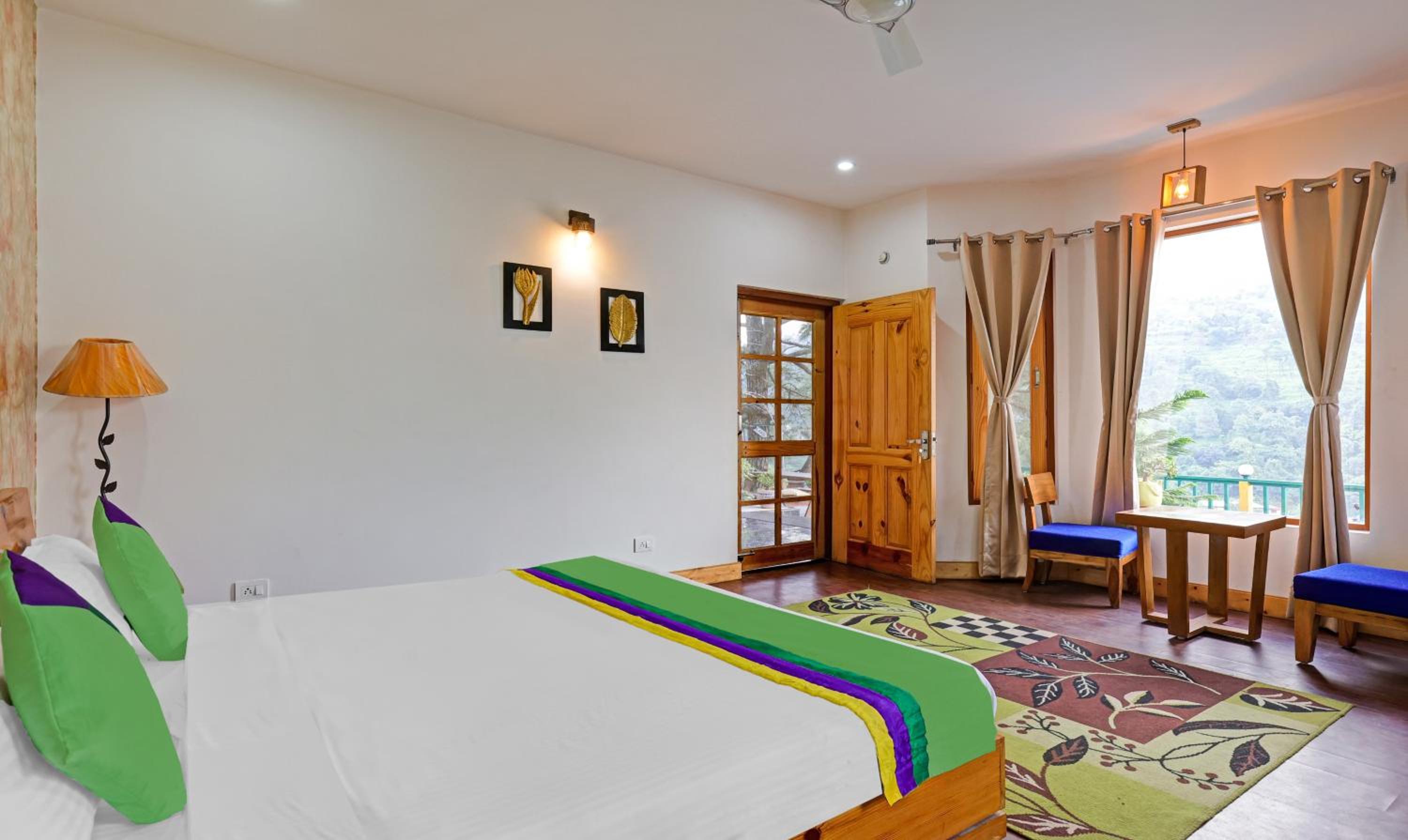 Deluxe Room - Photo 8