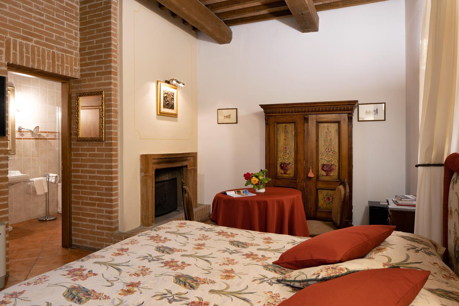 Superior Double Room - Photo 17
