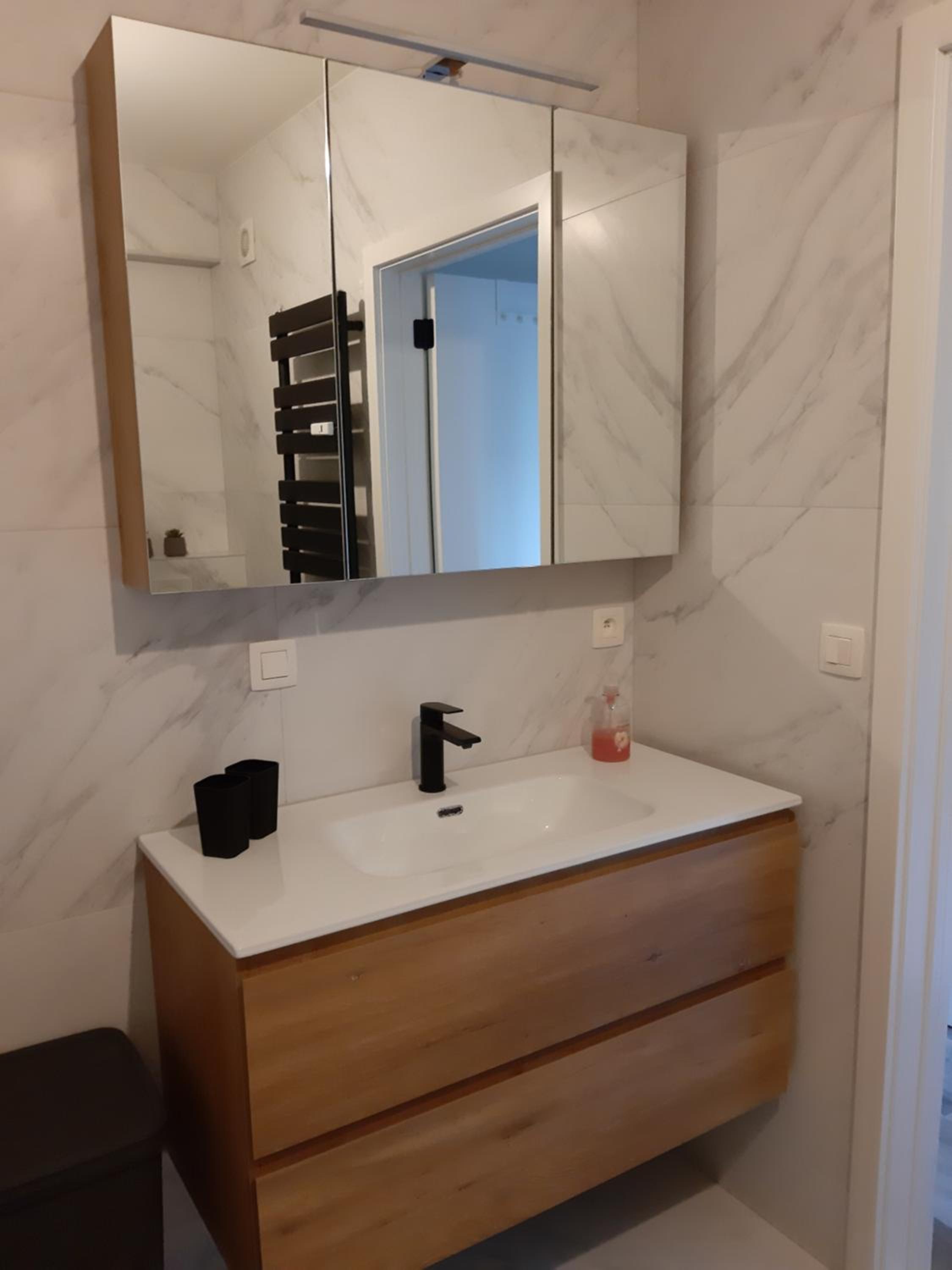 Two-Bedroom Apartment - Photo 3