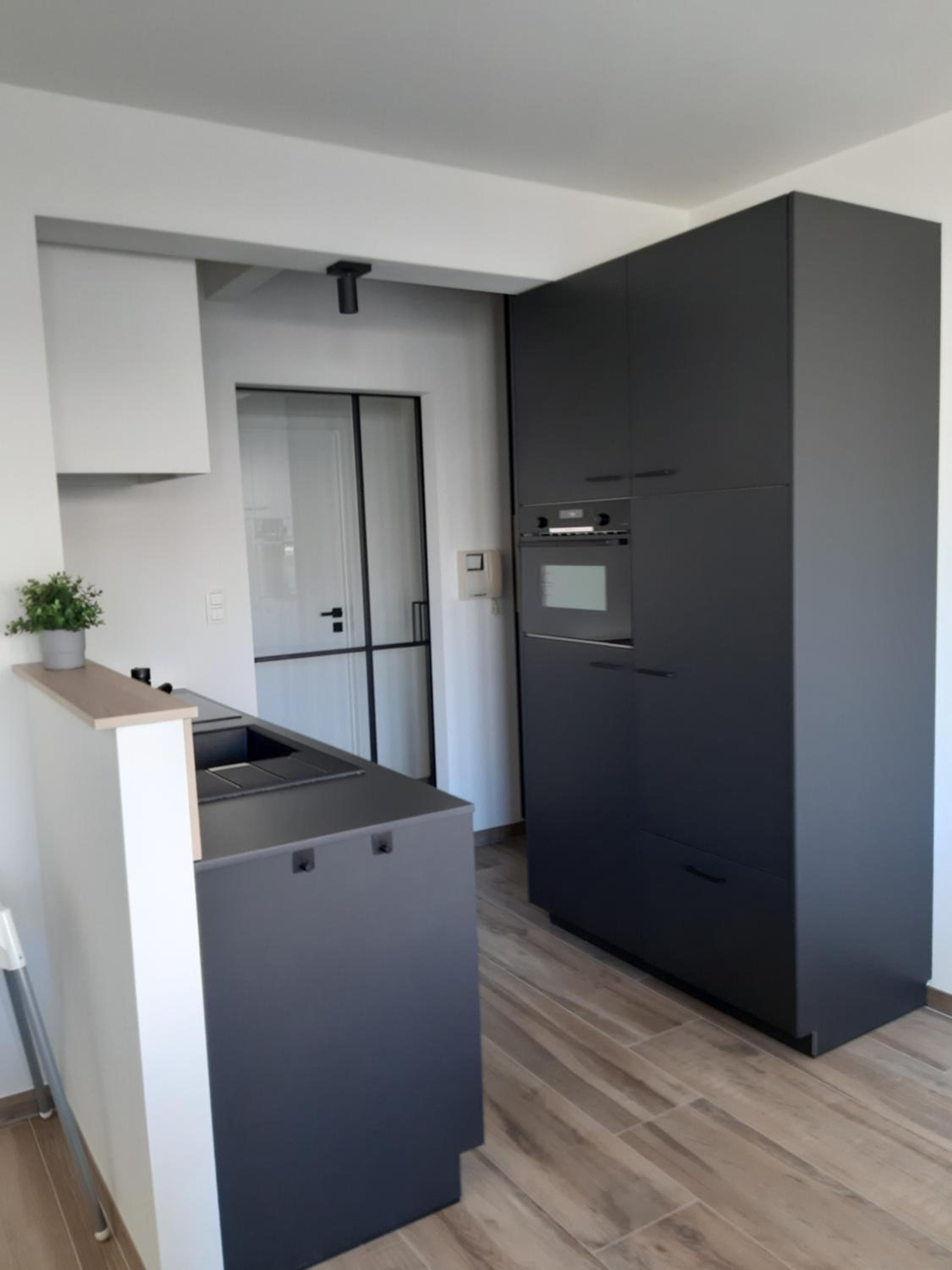 Two-Bedroom Apartment - Photo 5