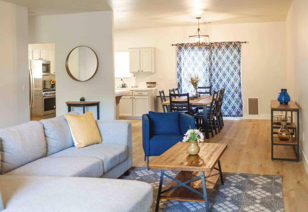 Three-Bedroom Villa photo 1