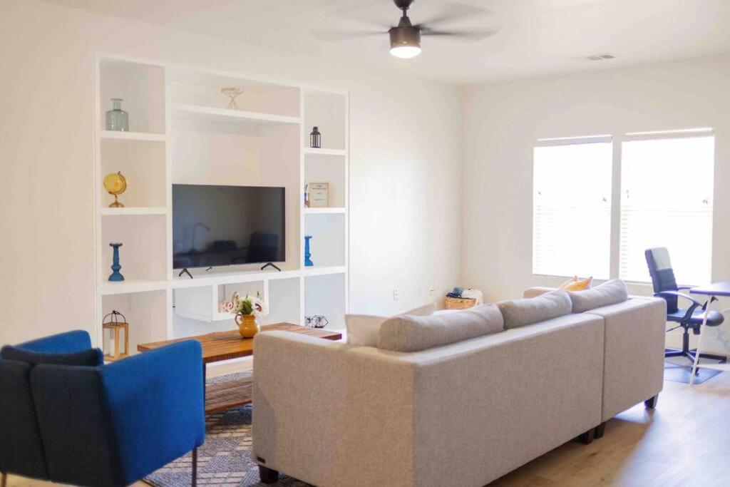 Three-Bedroom Villa photo 2