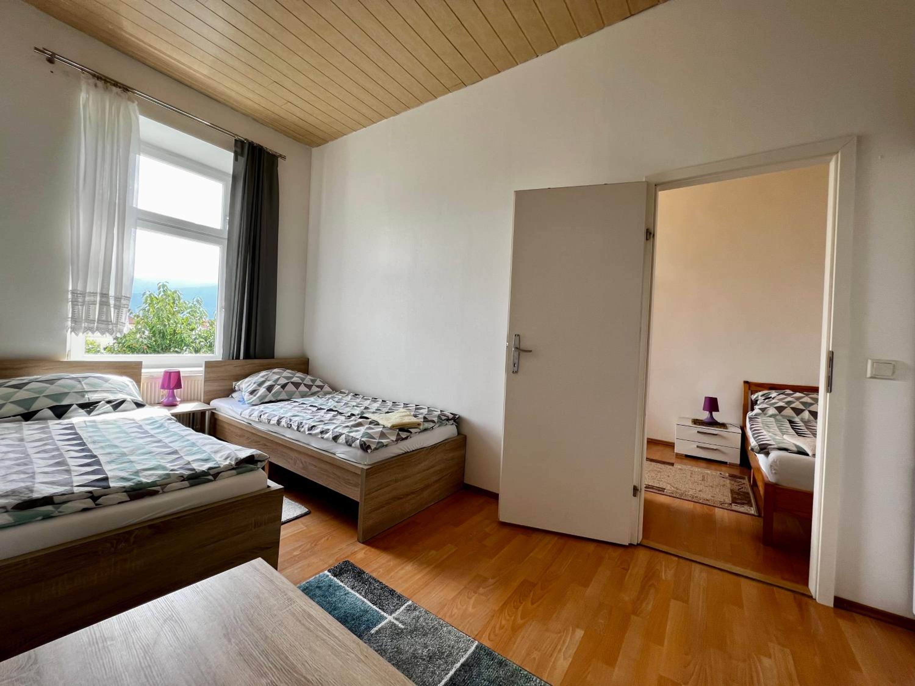One-Bedroom Apartment - Photo 29