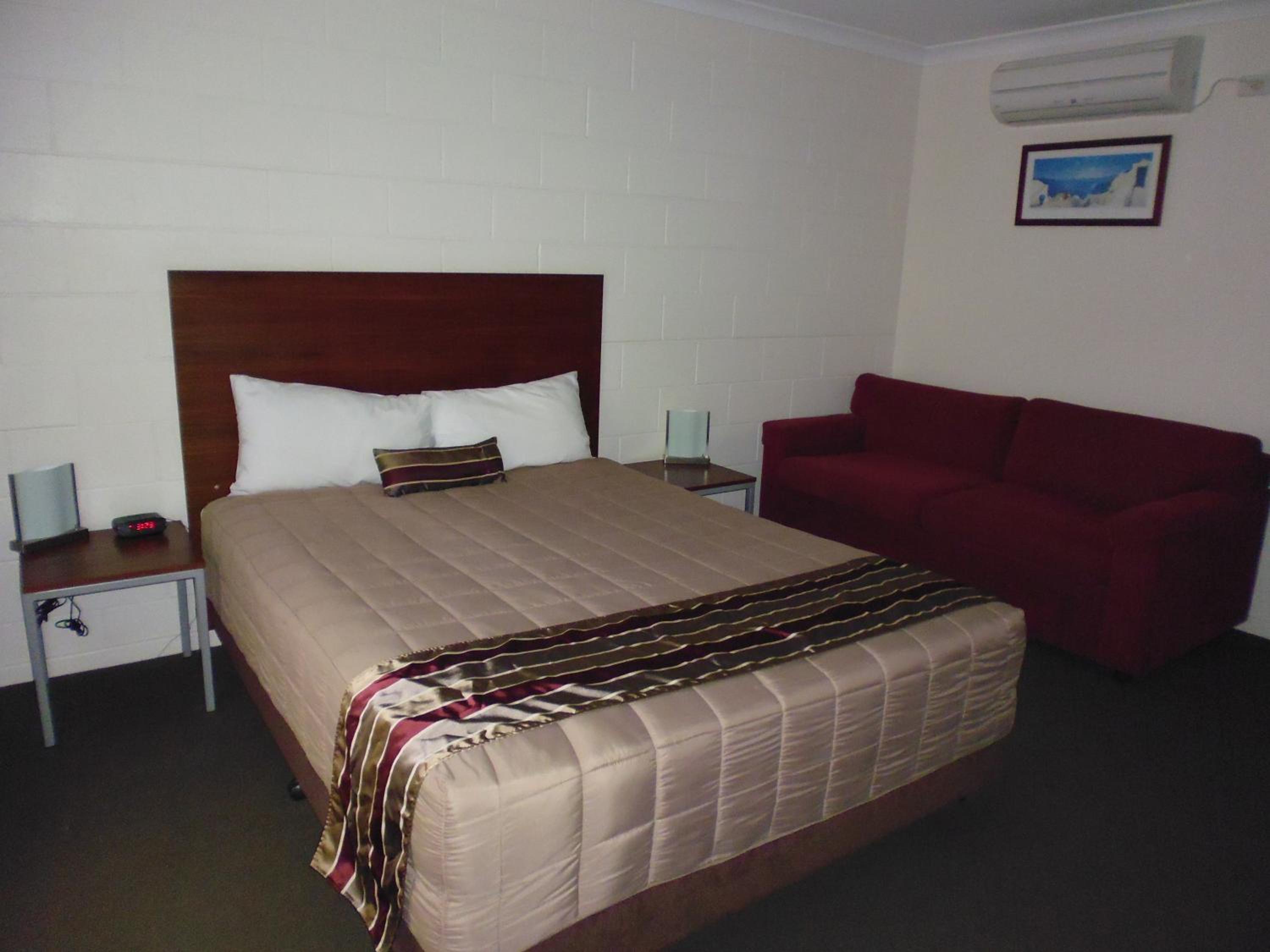 Queen Room - Photo 2