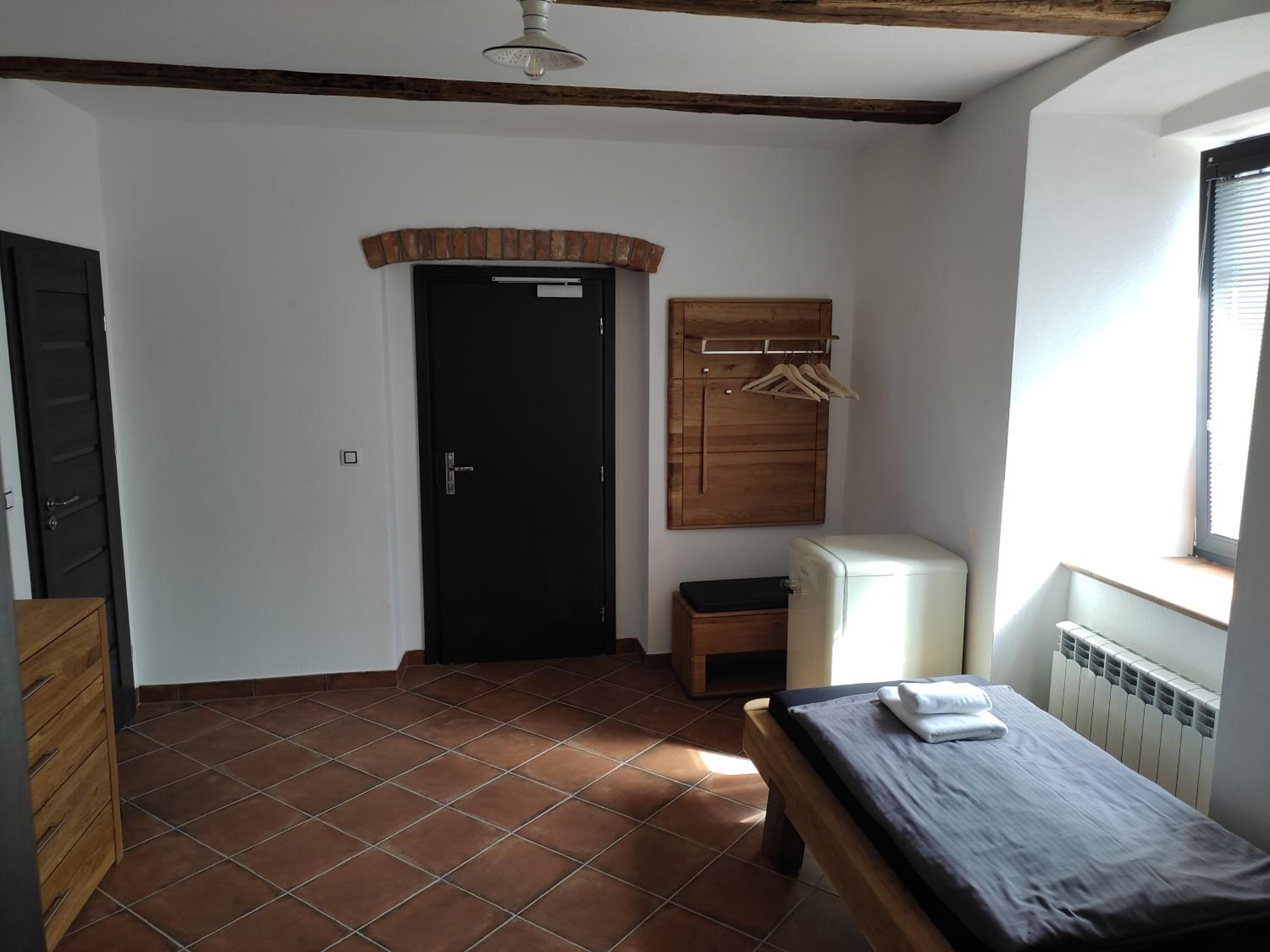 Apartment - Ground Floor - Photo 3