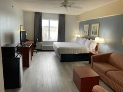 Superior King Room - Non-Smoking - Photo 1
