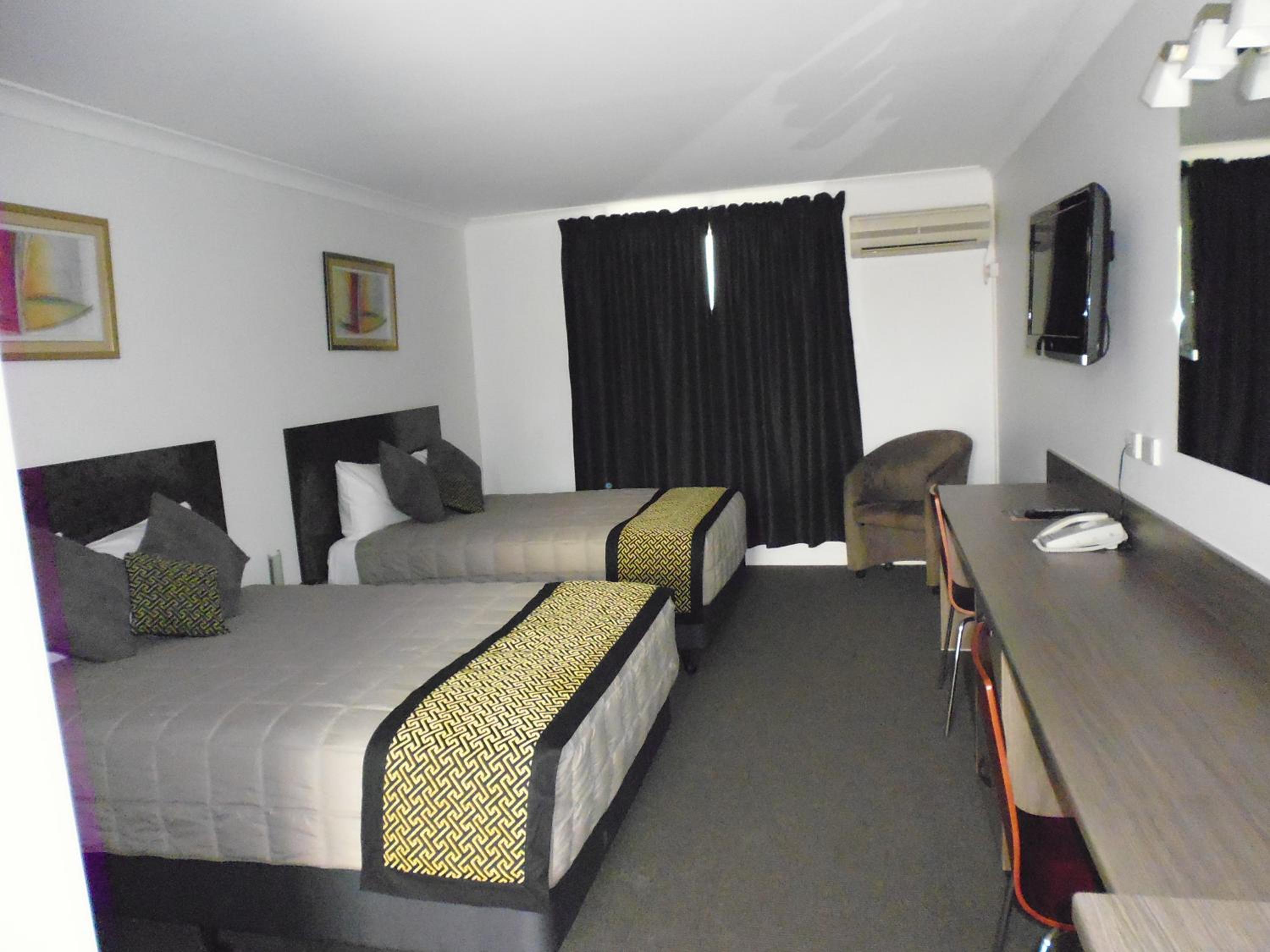 Double or Twin Room - Photo 2
