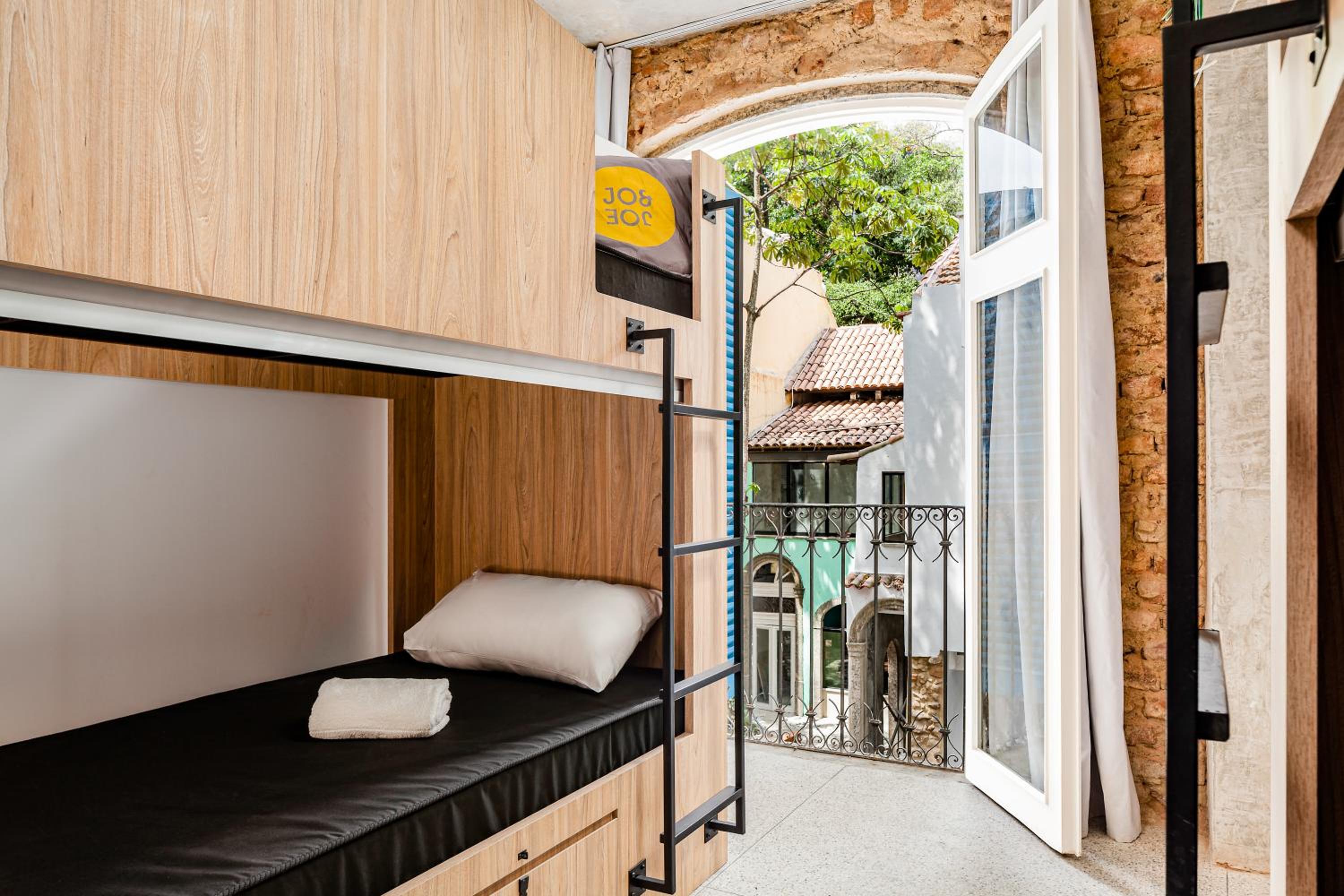 Private Quadruple Room - Photo 4