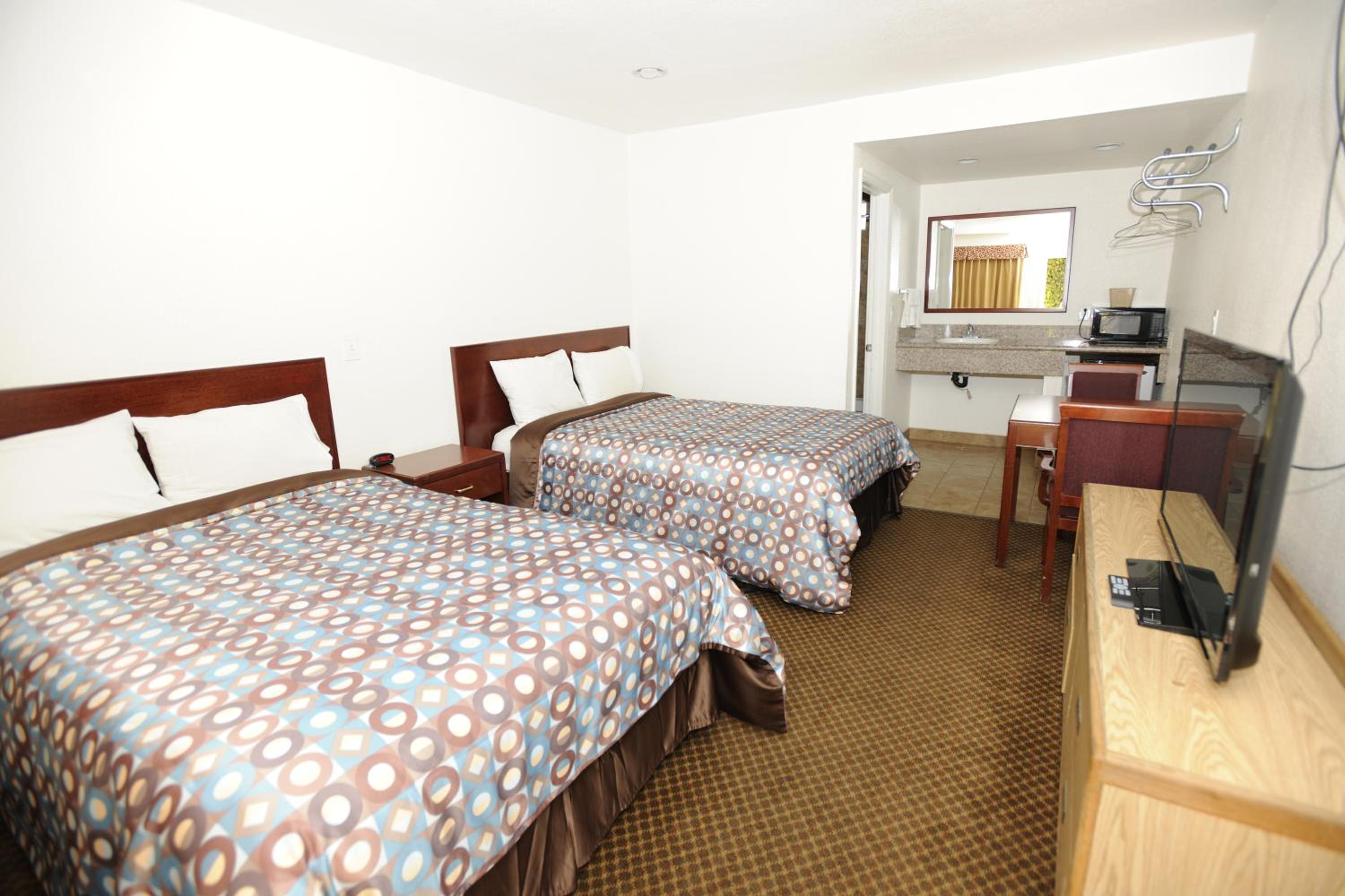 Double Room with Two Double Beds photo 1