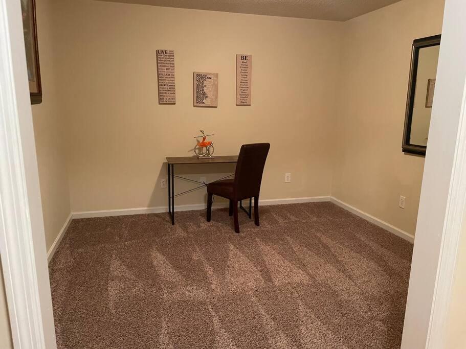 Three-Bedroom House photo 2
