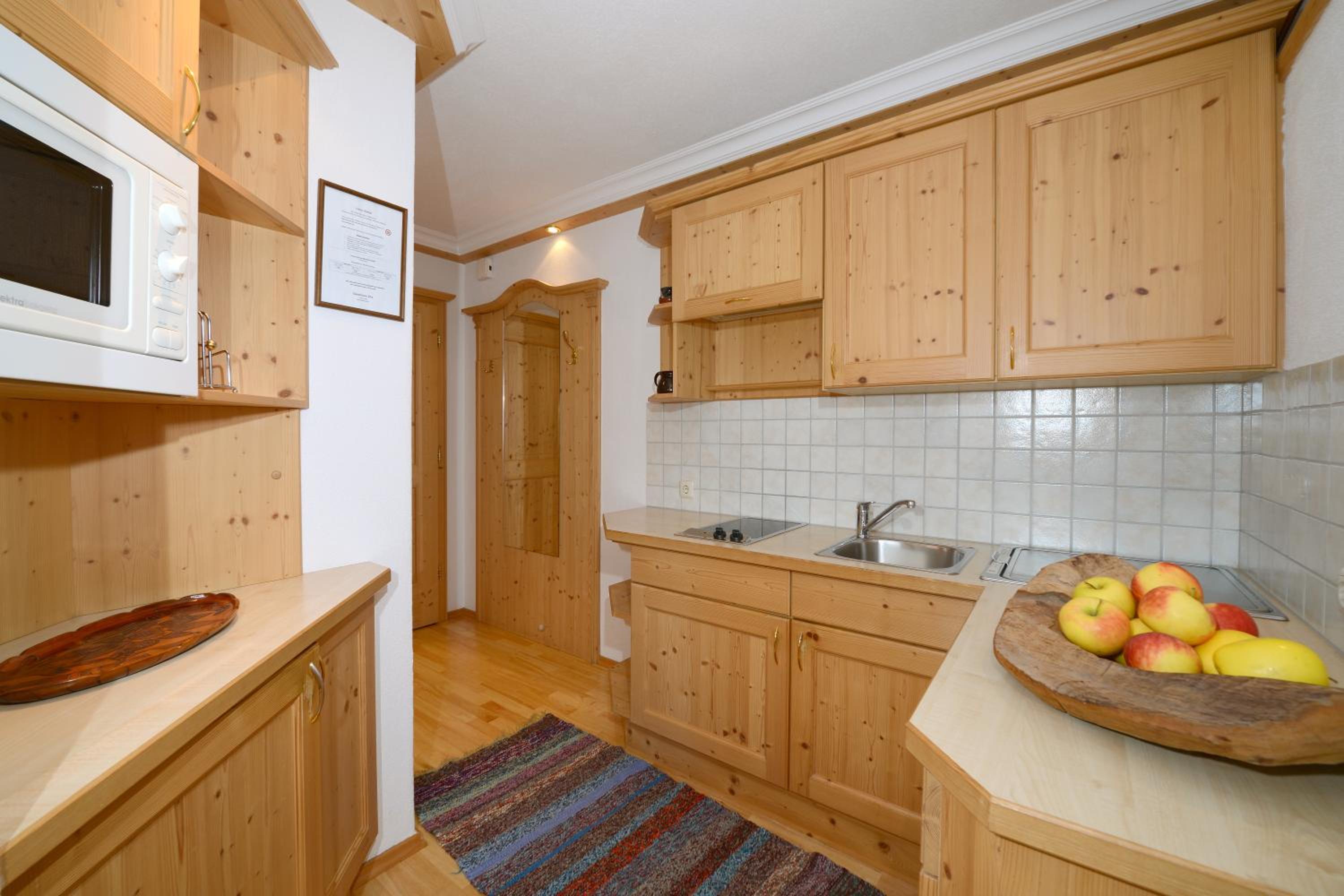 One-Bedroom Apartment with Mountain View photo 2