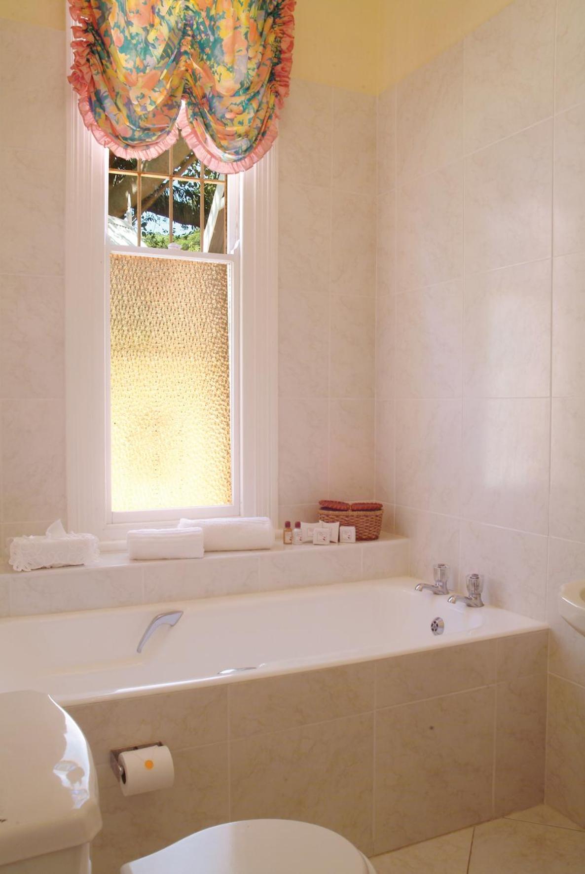  Double Room - Photo 10
