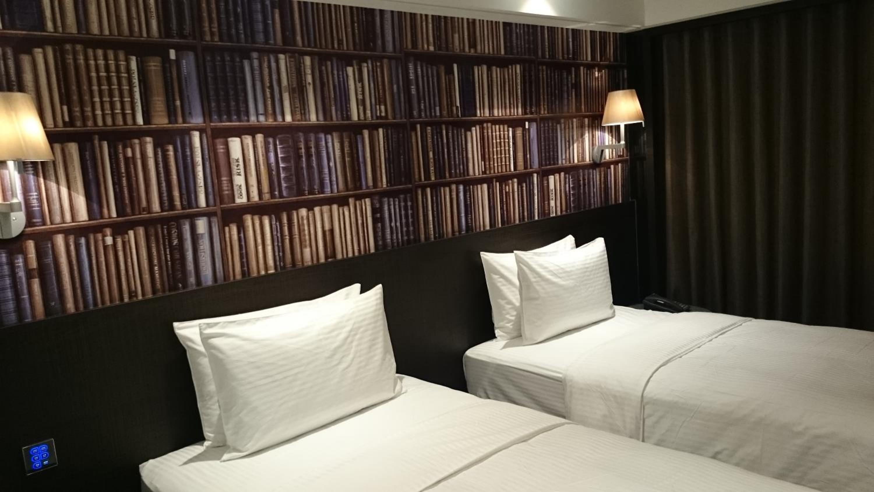 Standard Twin Room - Photo 1