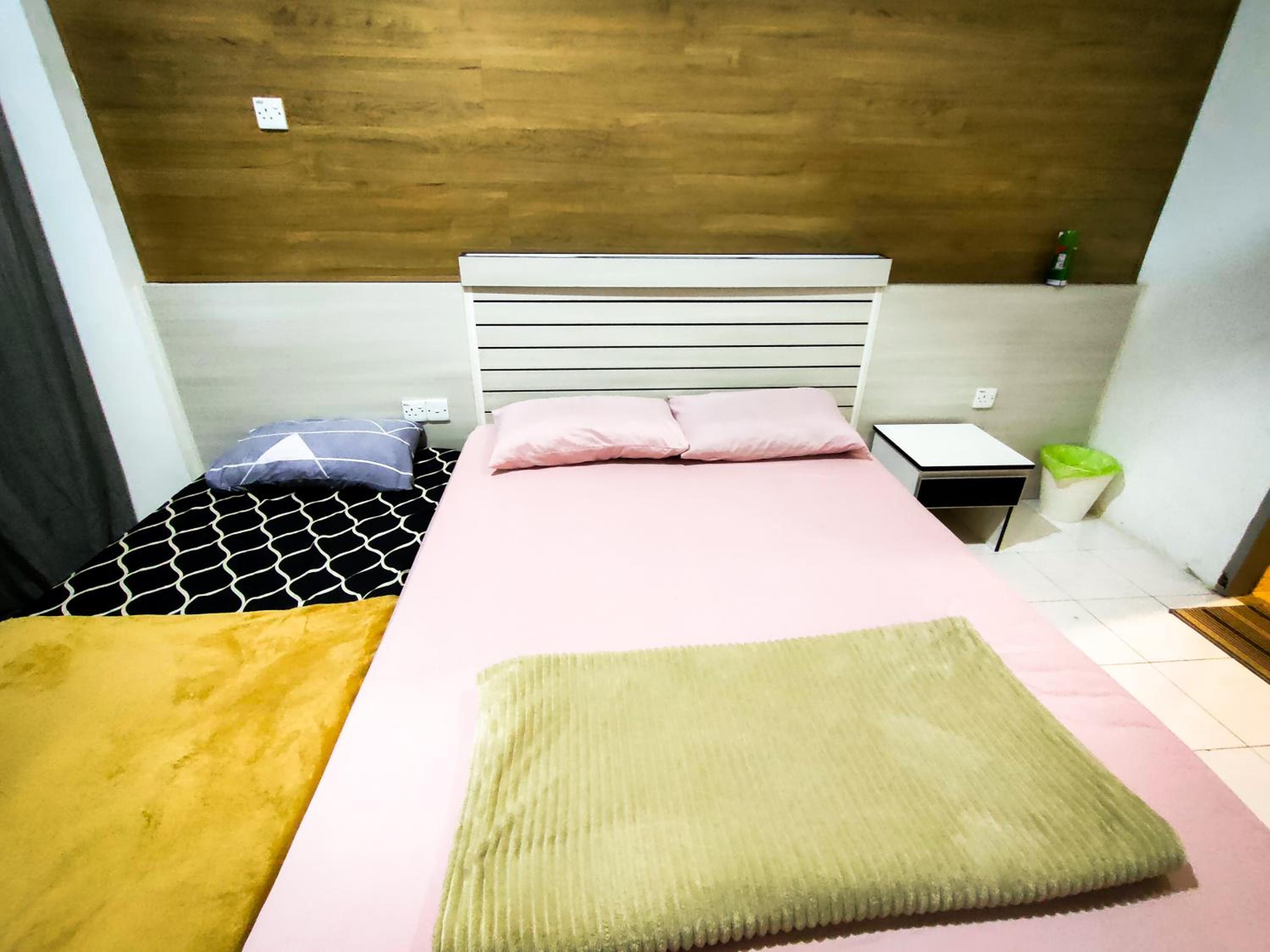 Three-Bedroom House photo 2