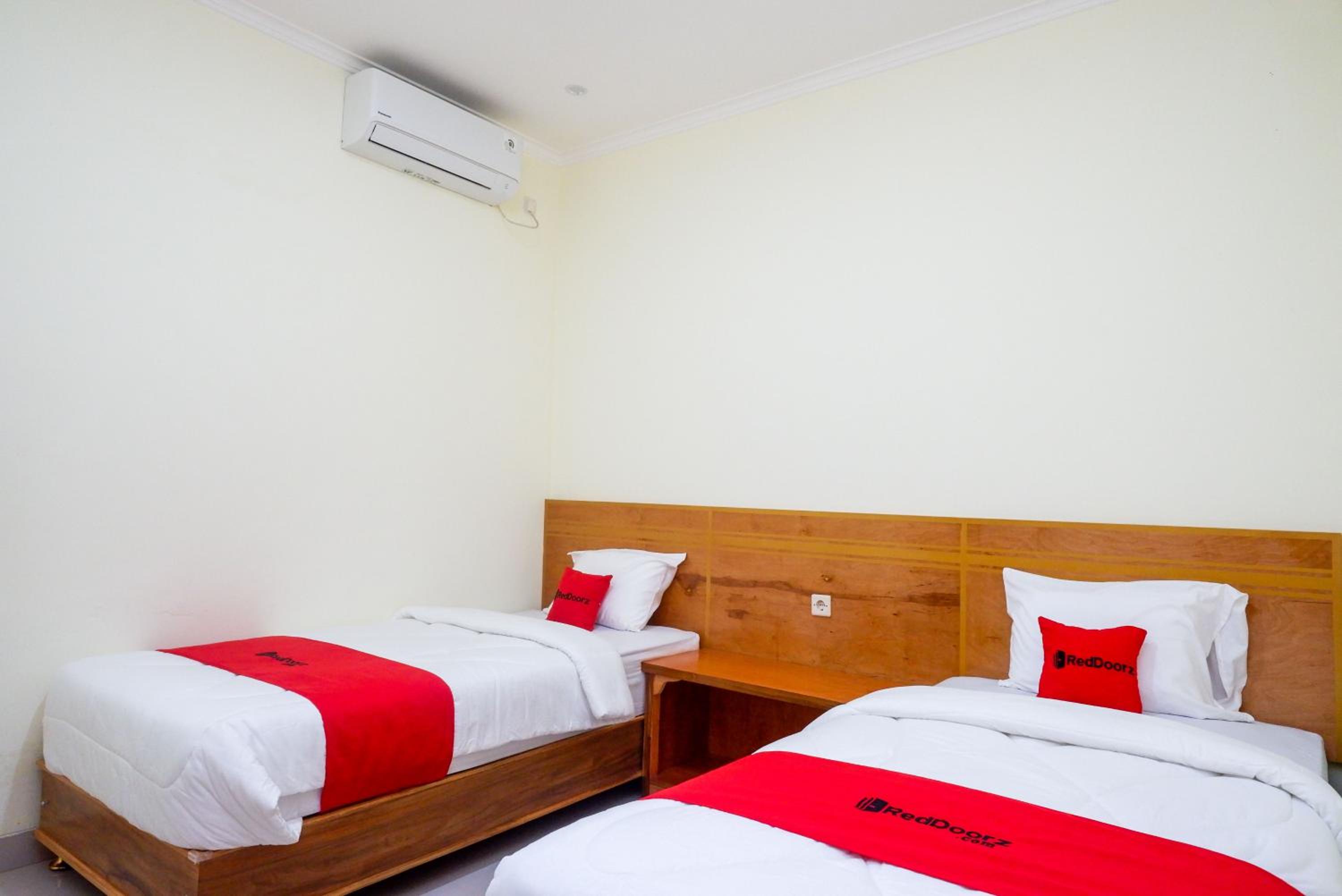 Twin Room - Photo 1