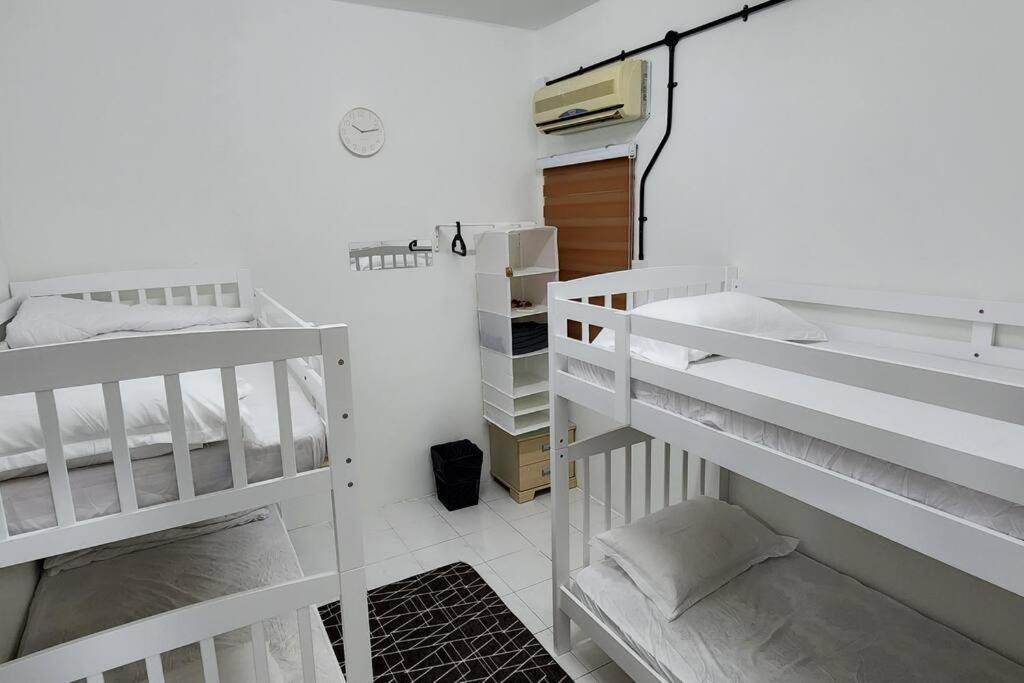 Three-Bedroom Apartment - Photo 10