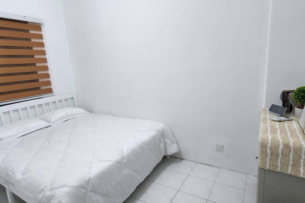 Three-Bedroom Apartment - Photo 15
