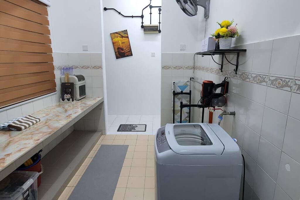 Three-Bedroom Apartment - Photo 27
