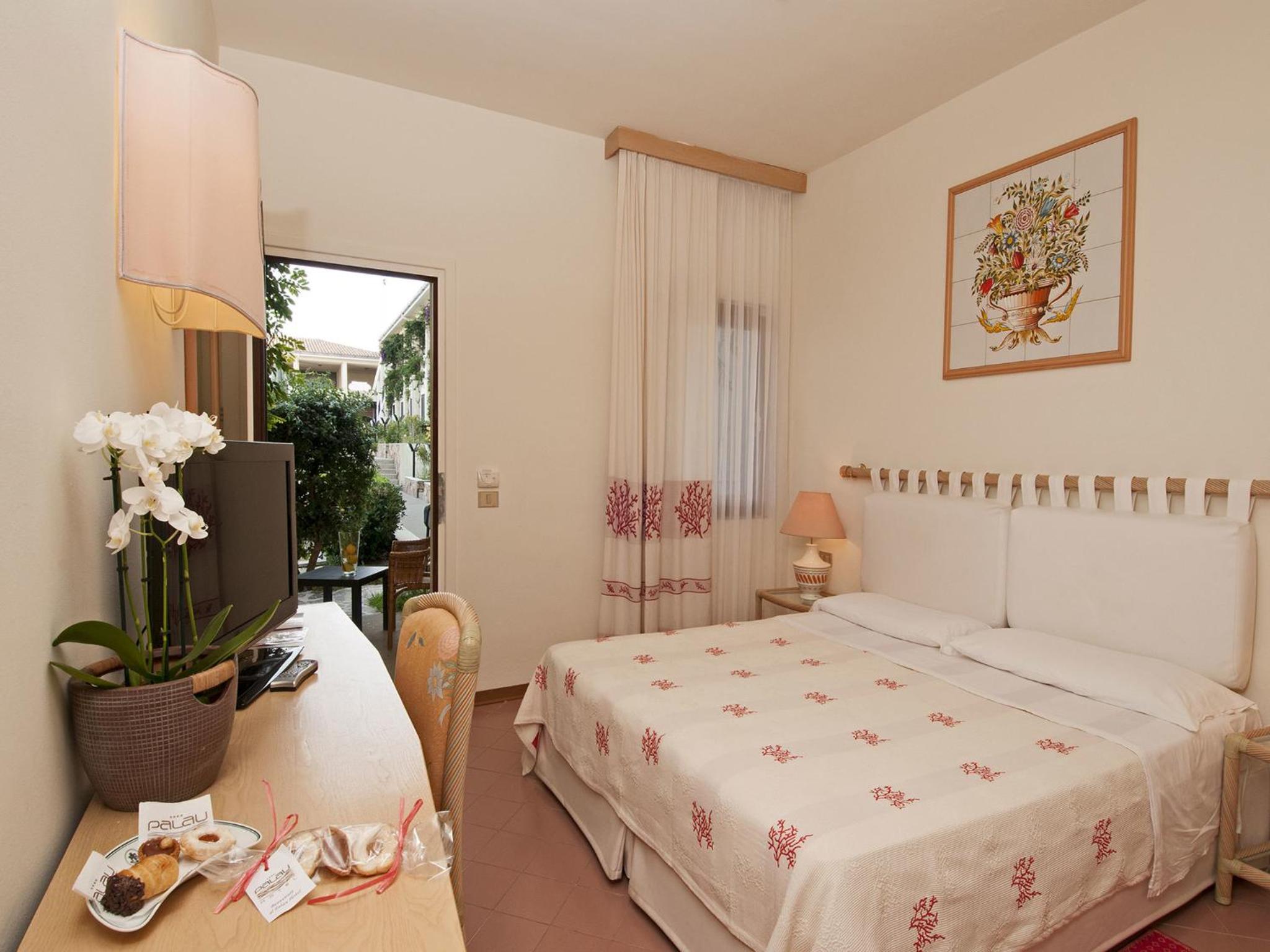 Double or Twin Room - Photo 3