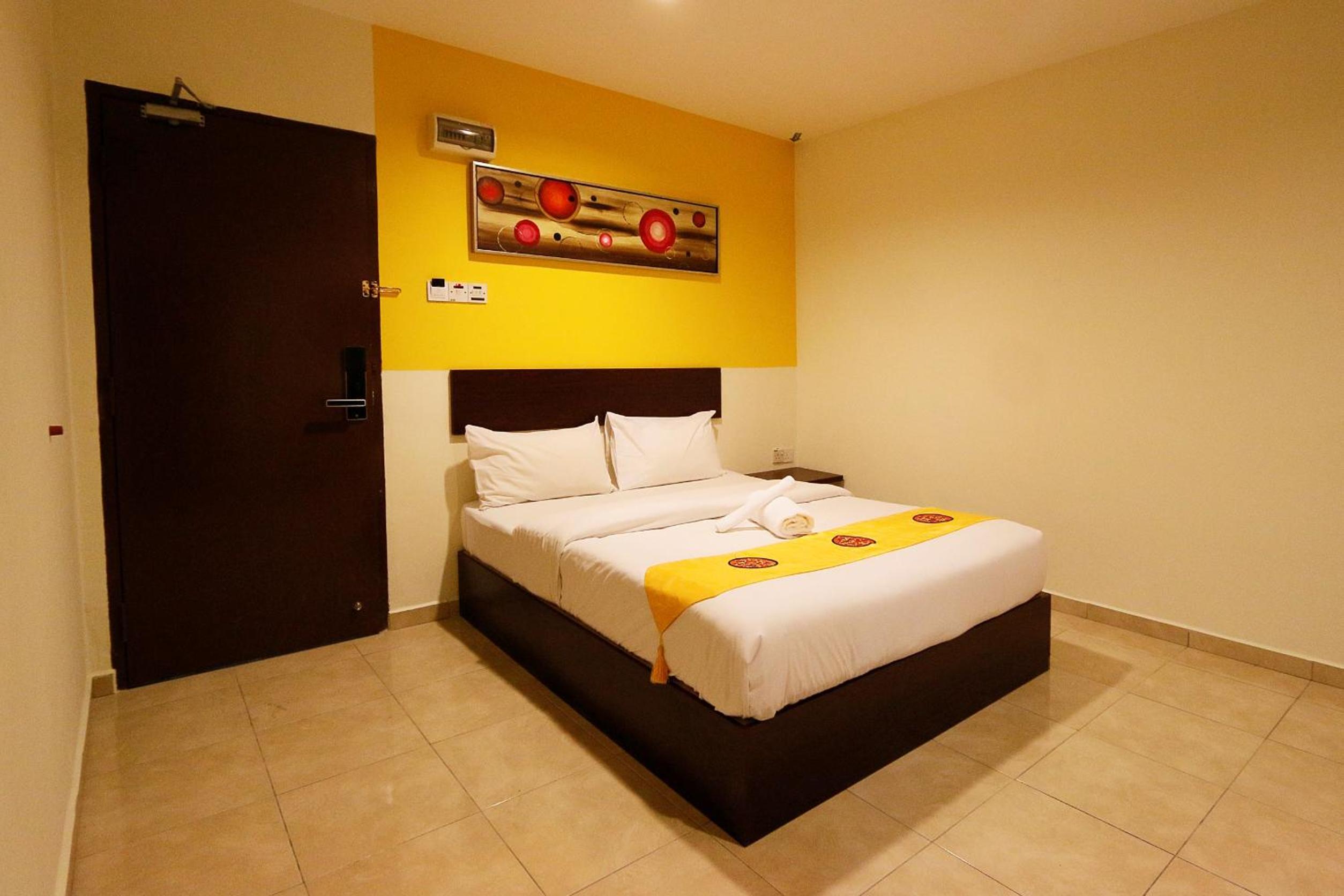 Standard Queen Room - Photo 4
