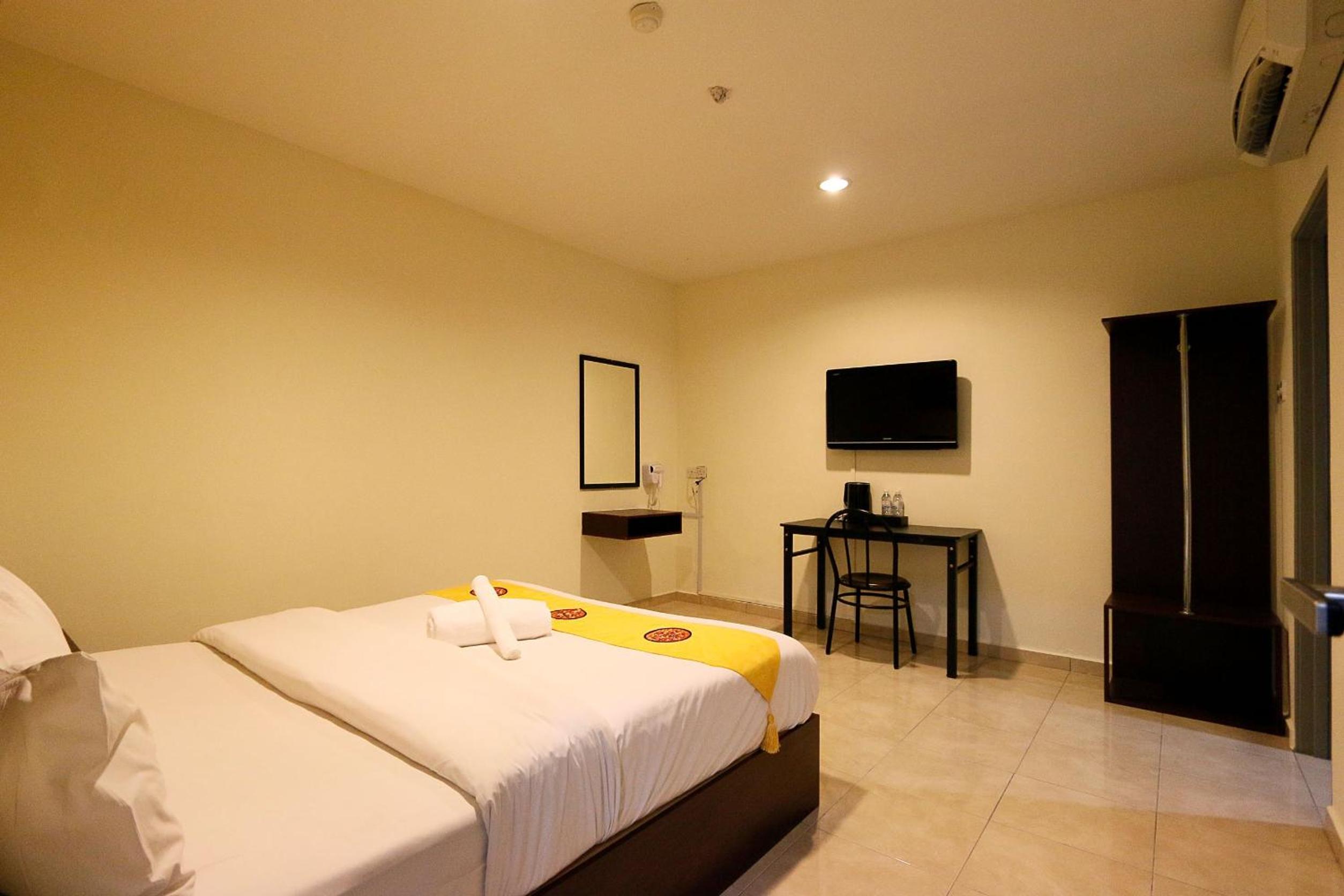 Standard Queen Room - Photo 2