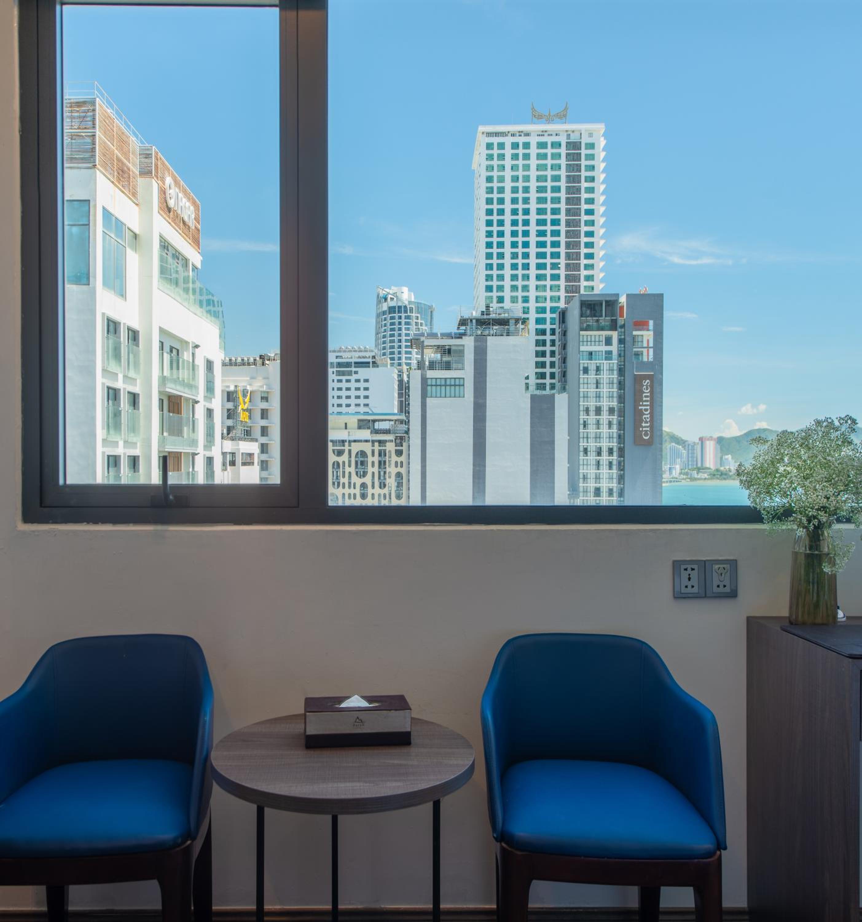 Deluxe Double or Twin Room with Sea View - Photo 5