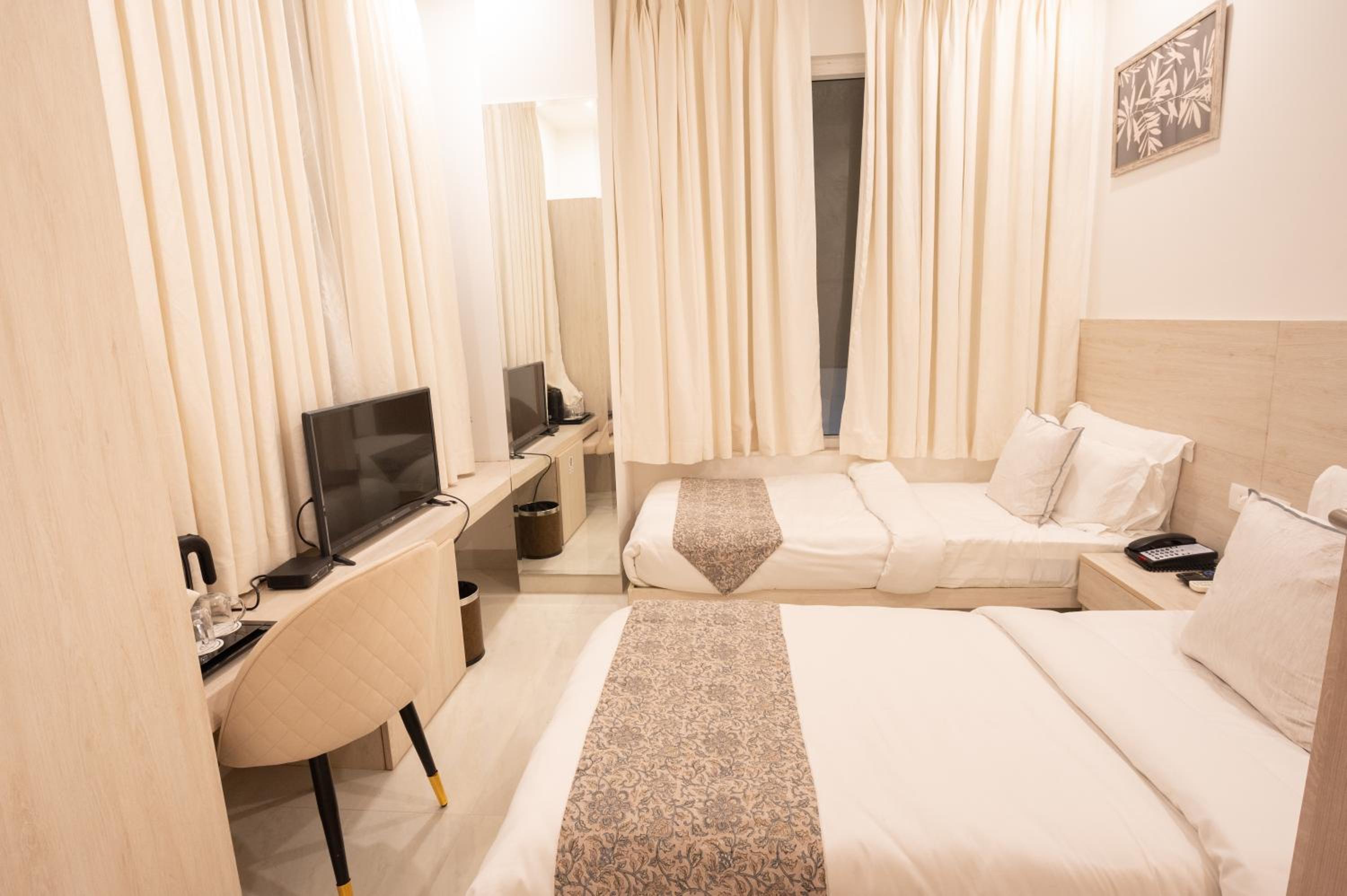 Standard Twin Room photo 3