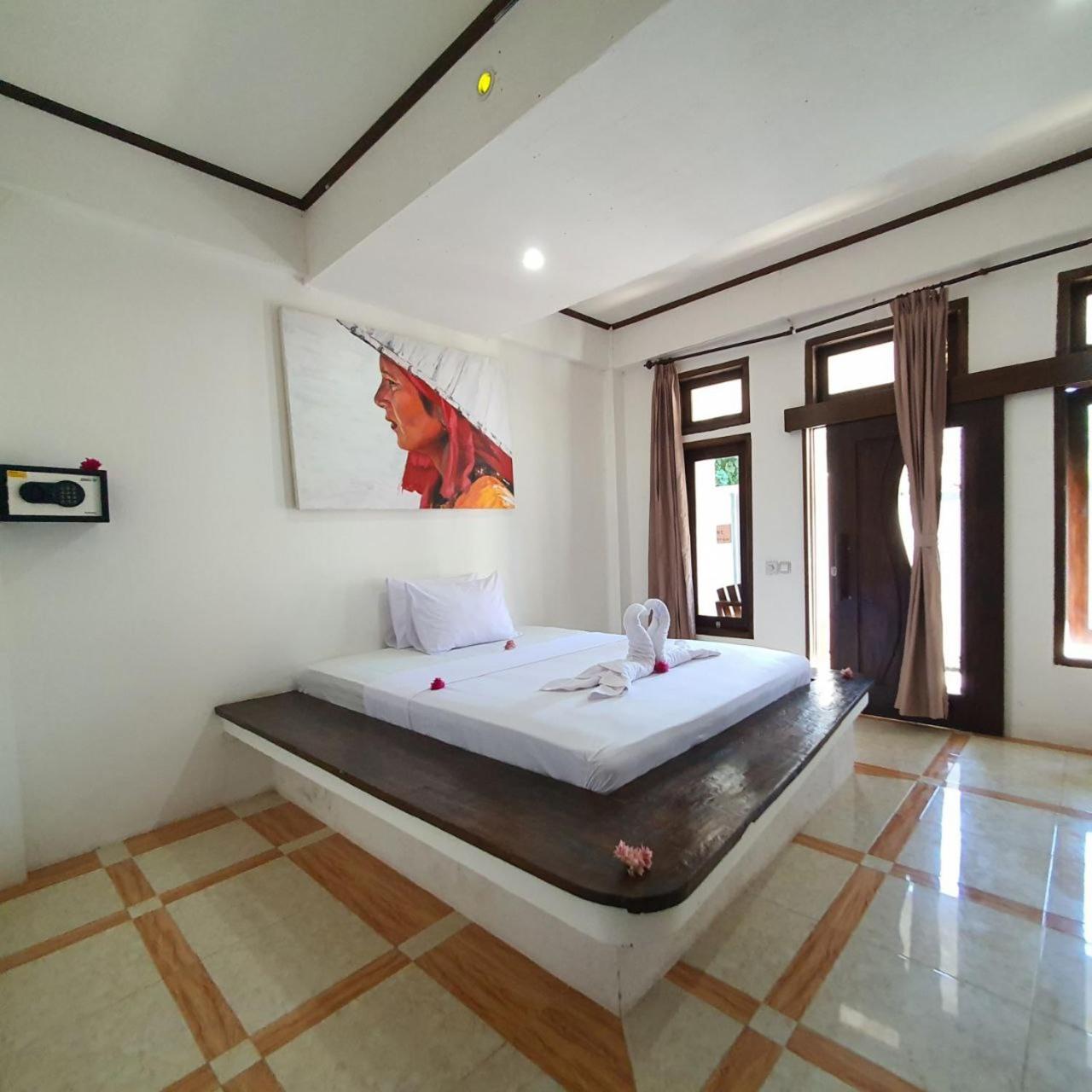 Standard Double Room - Photo 14