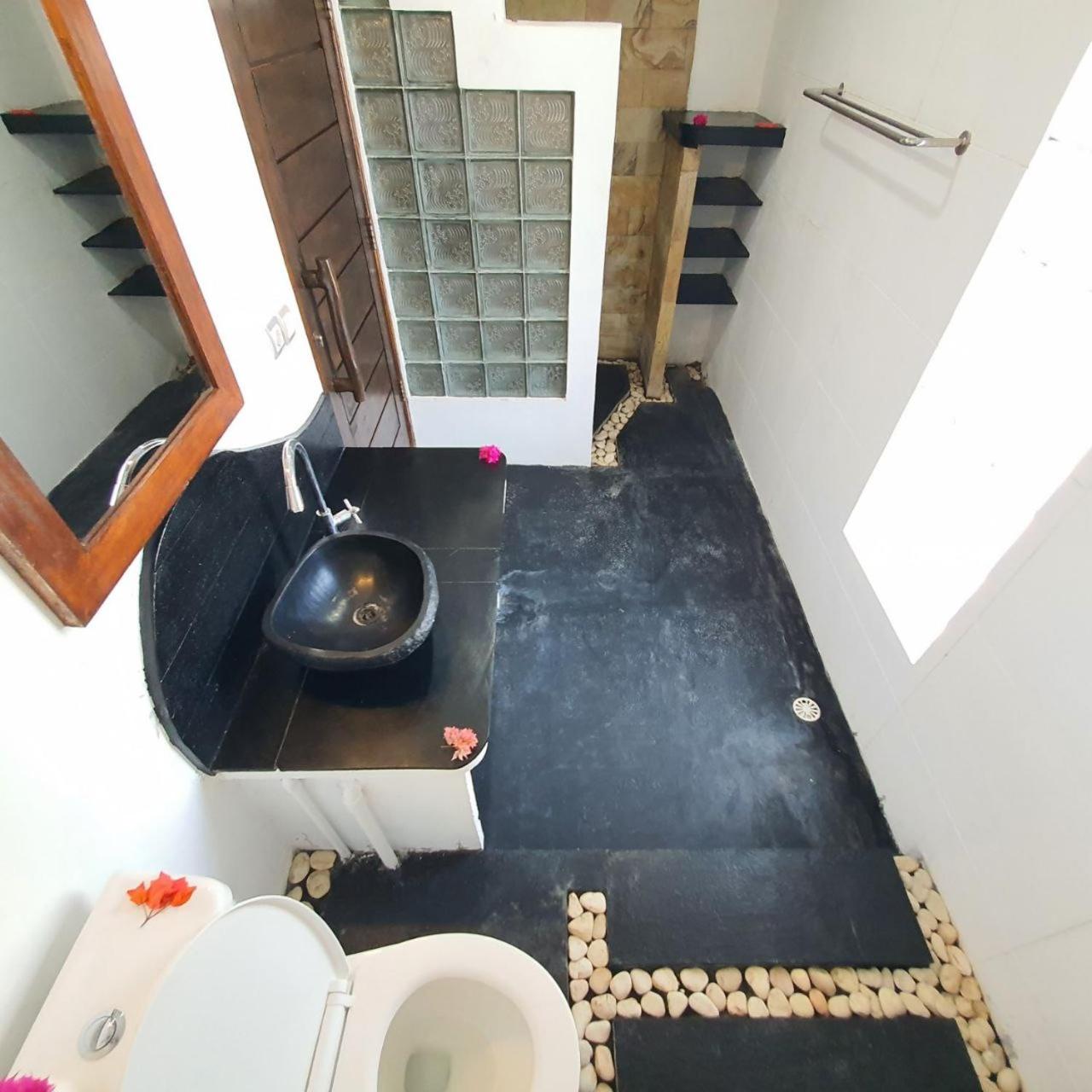 Family Room - Photo 14