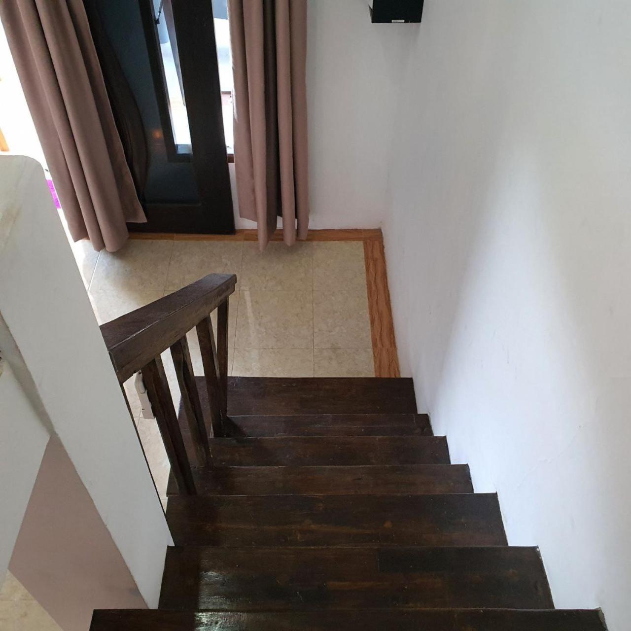 Family Room - Photo 10
