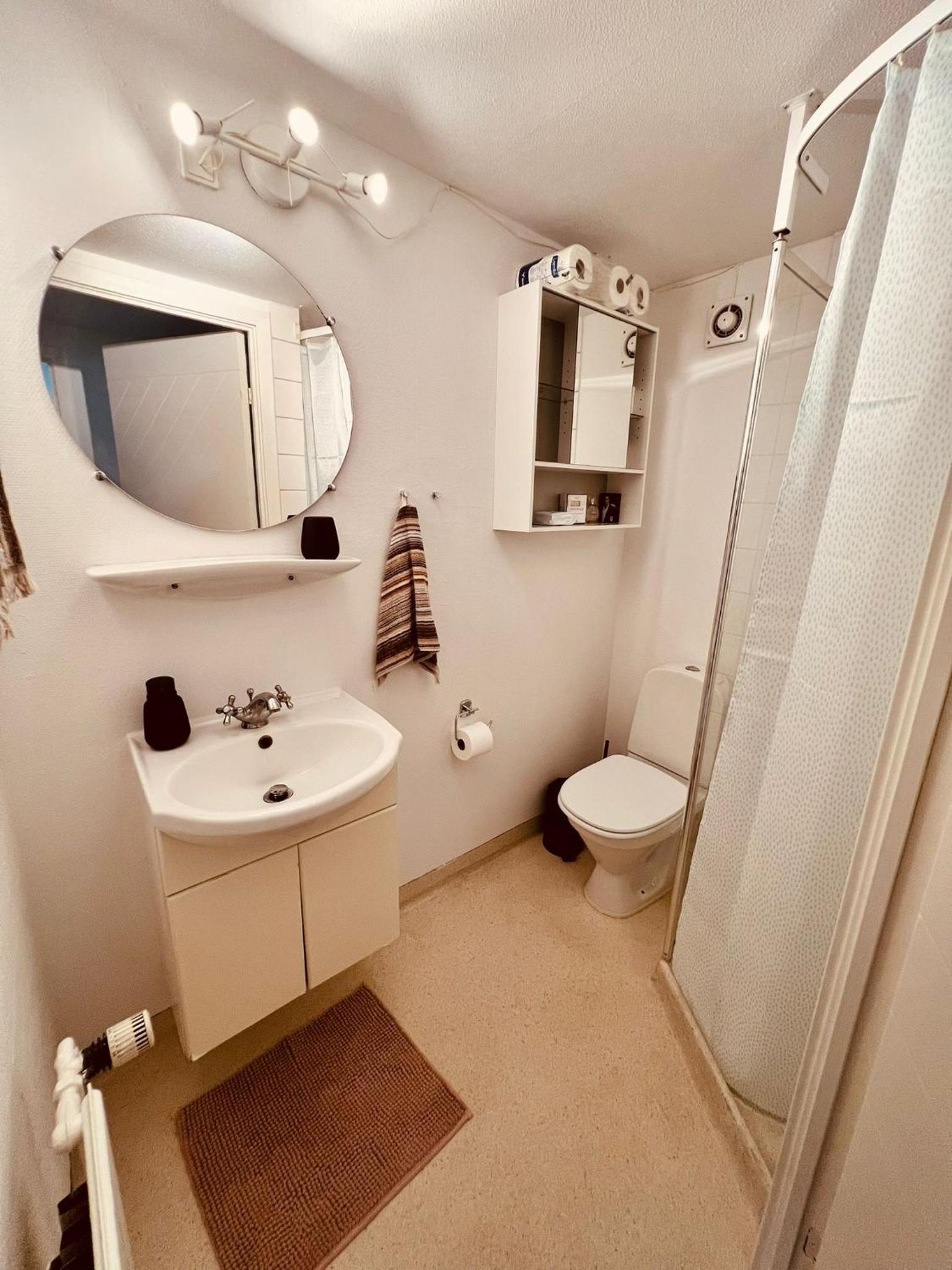 Two-Bedroom Apartment photo 3