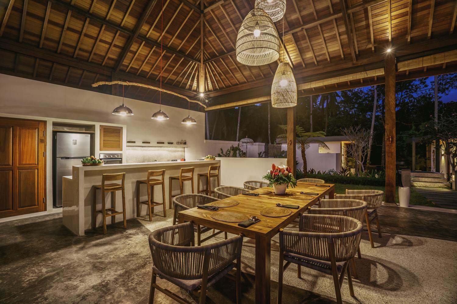 Three-Bedroom Villa - Photo 16