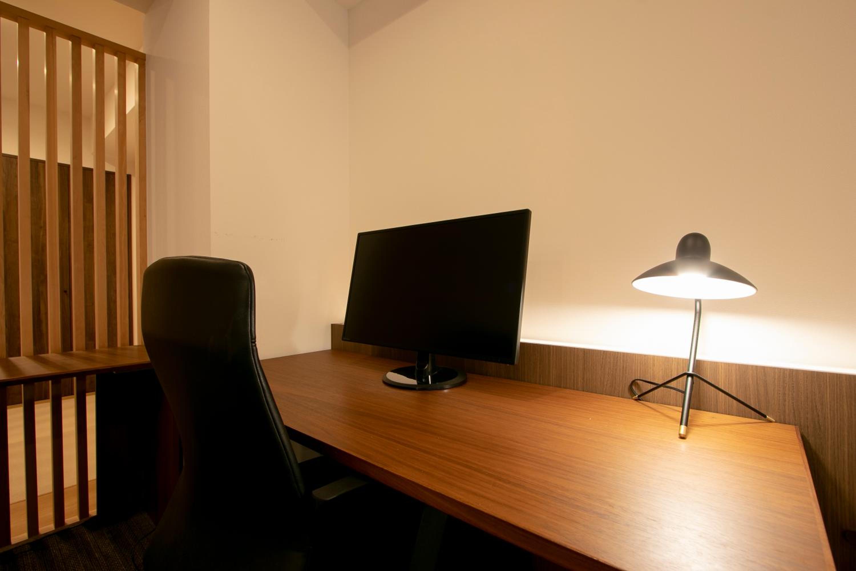 Standard Family Room photo 3