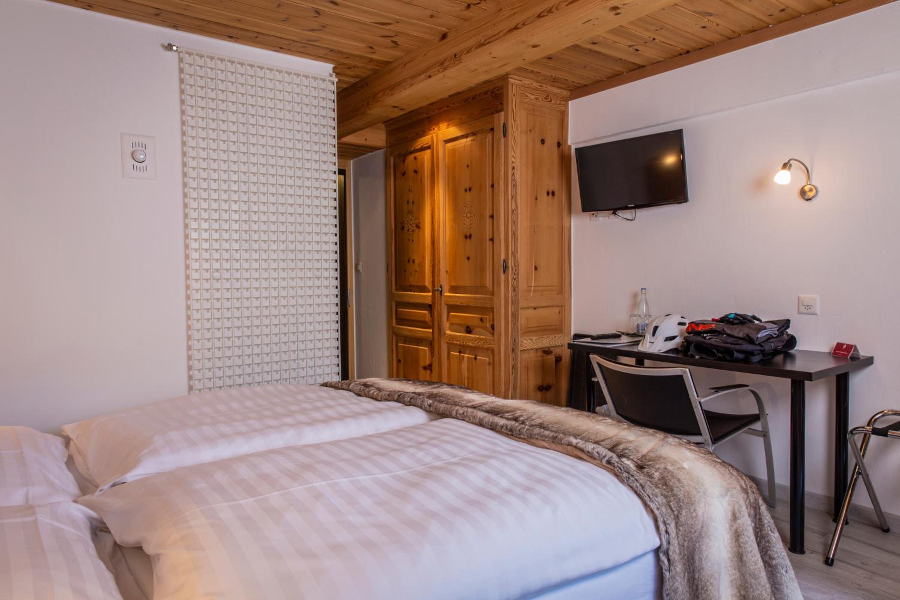 Small Double Room photo 1