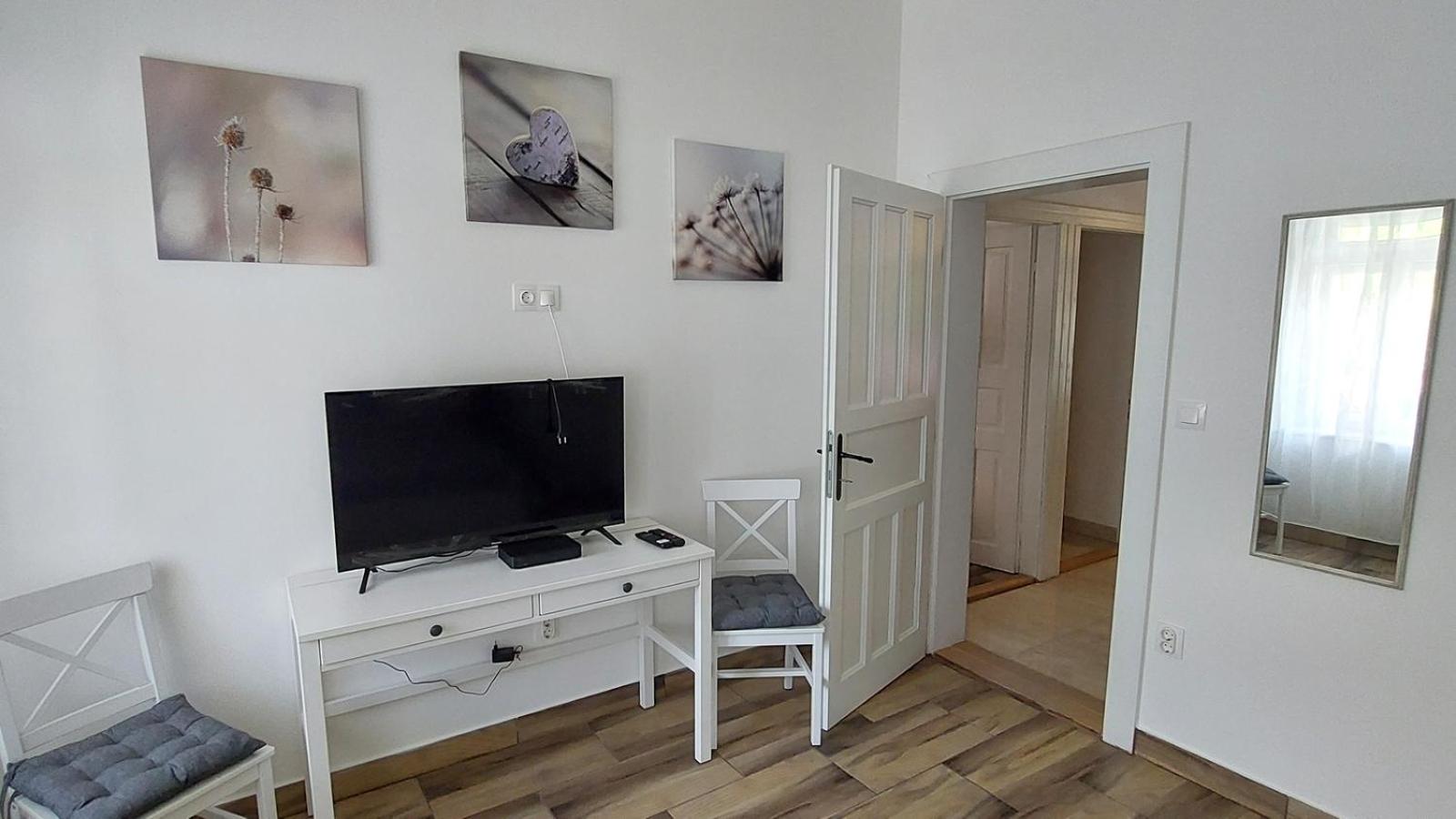 Two-Bedroom Apartment - Photo 12