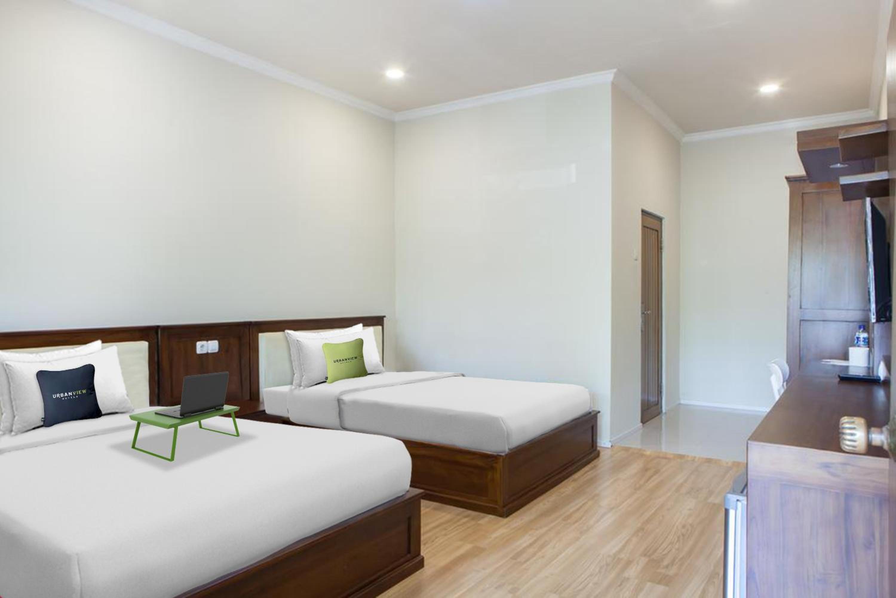Deluxe Room - Photo 1