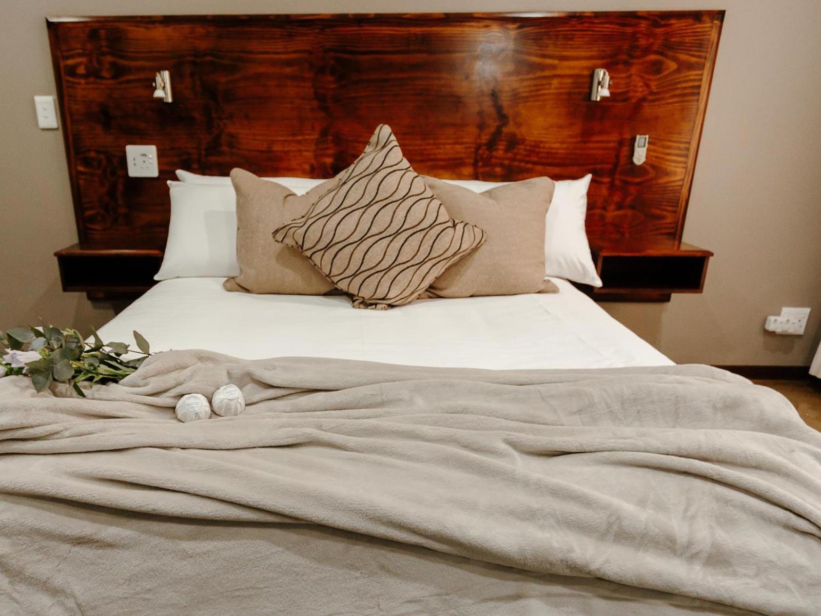 Deluxe Queen Room - Photo 1